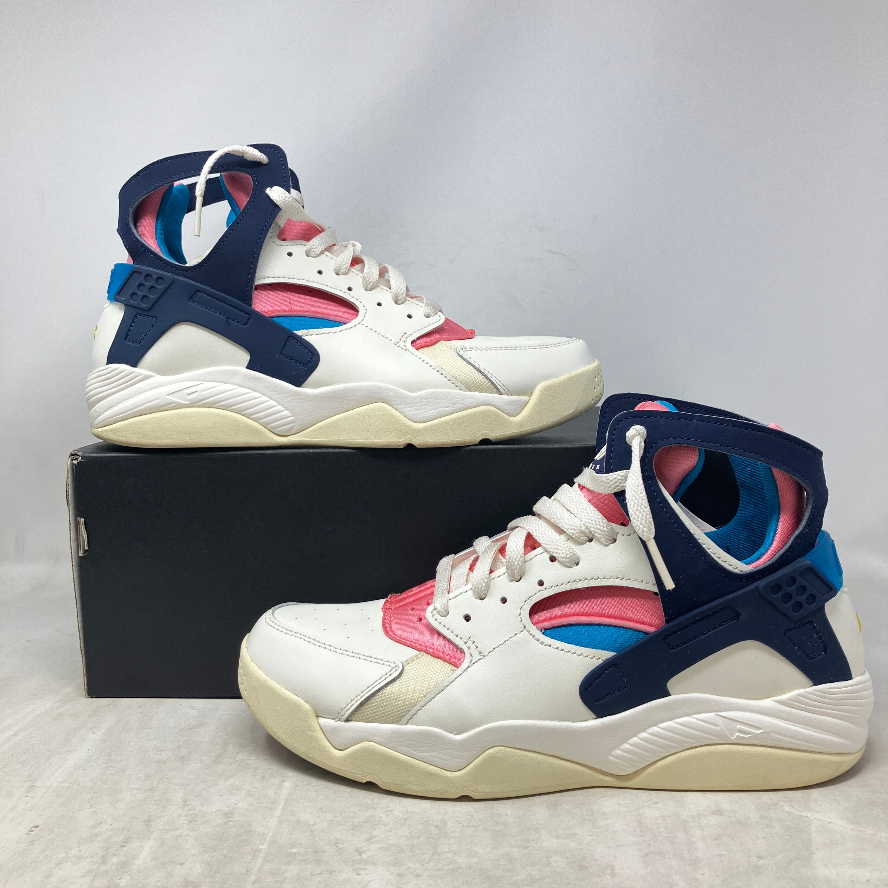 Nike Air Flight Huarache Nike Gear Coral Chalk Laser Blue