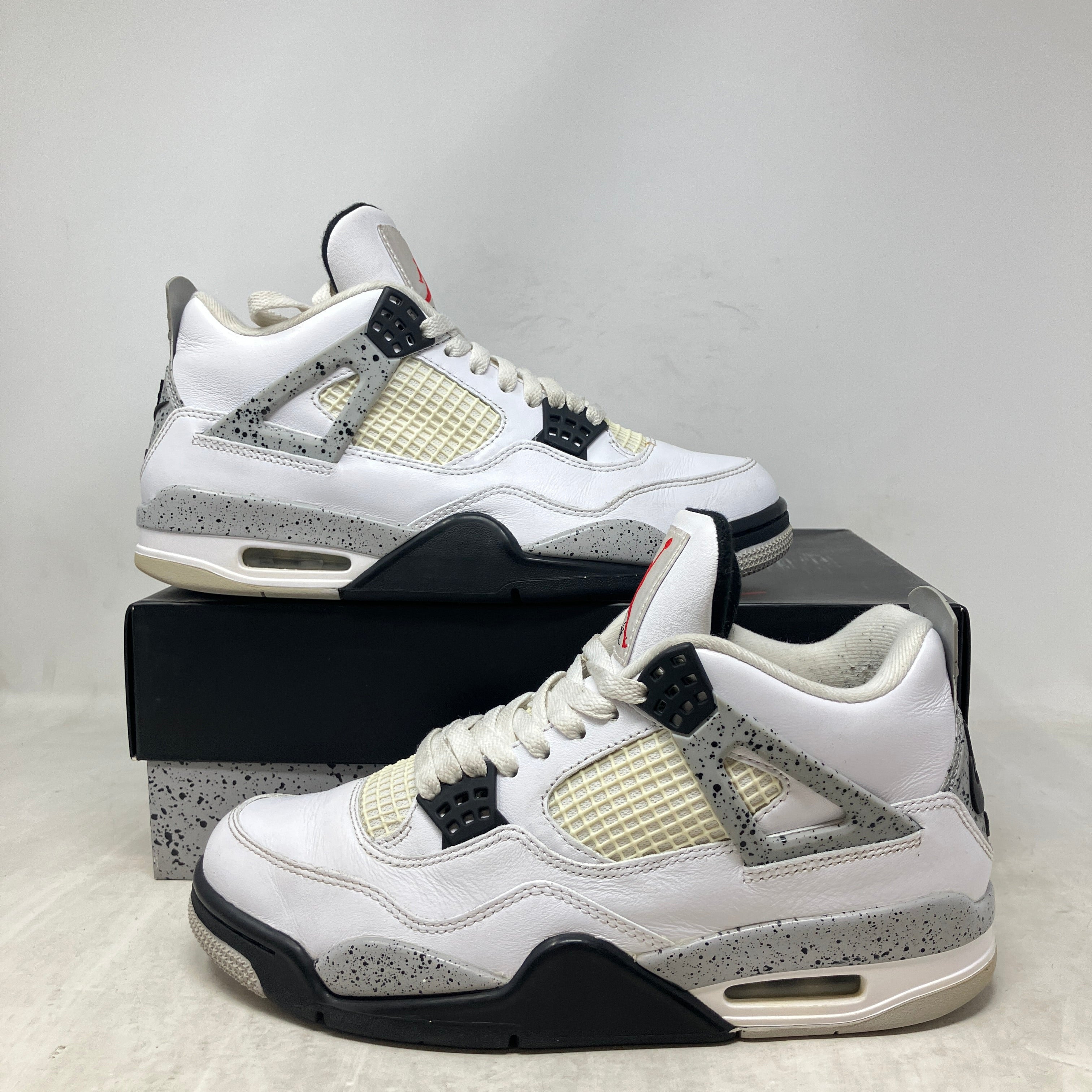Jordan 4 Retro White Cement (2016)