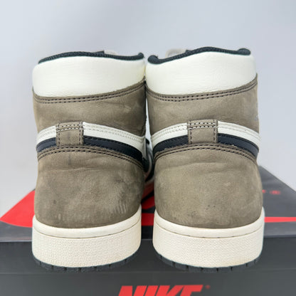 Jordan 1 Retro High Dark Mocha