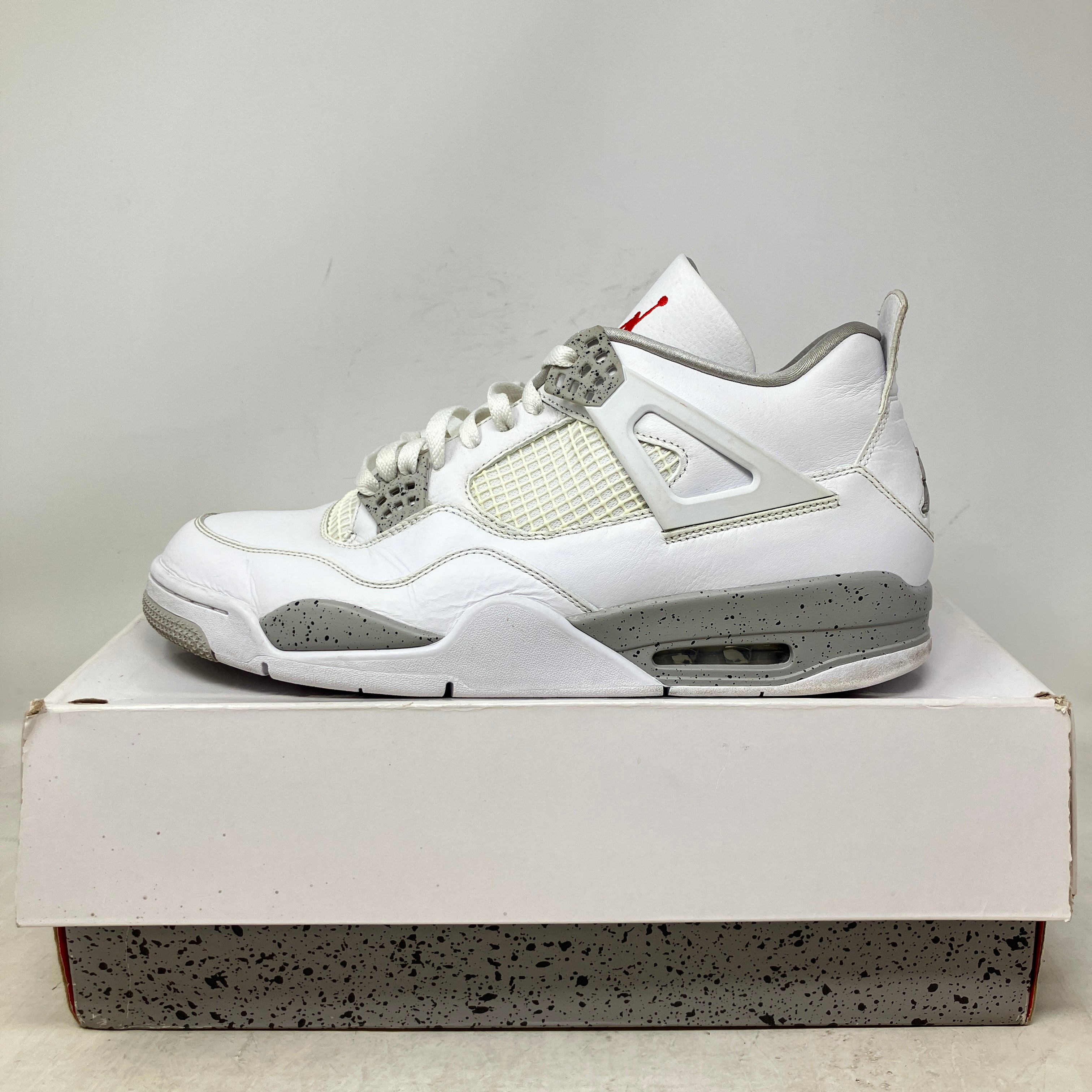 Jordan 4 Retro White Oreo (2021)