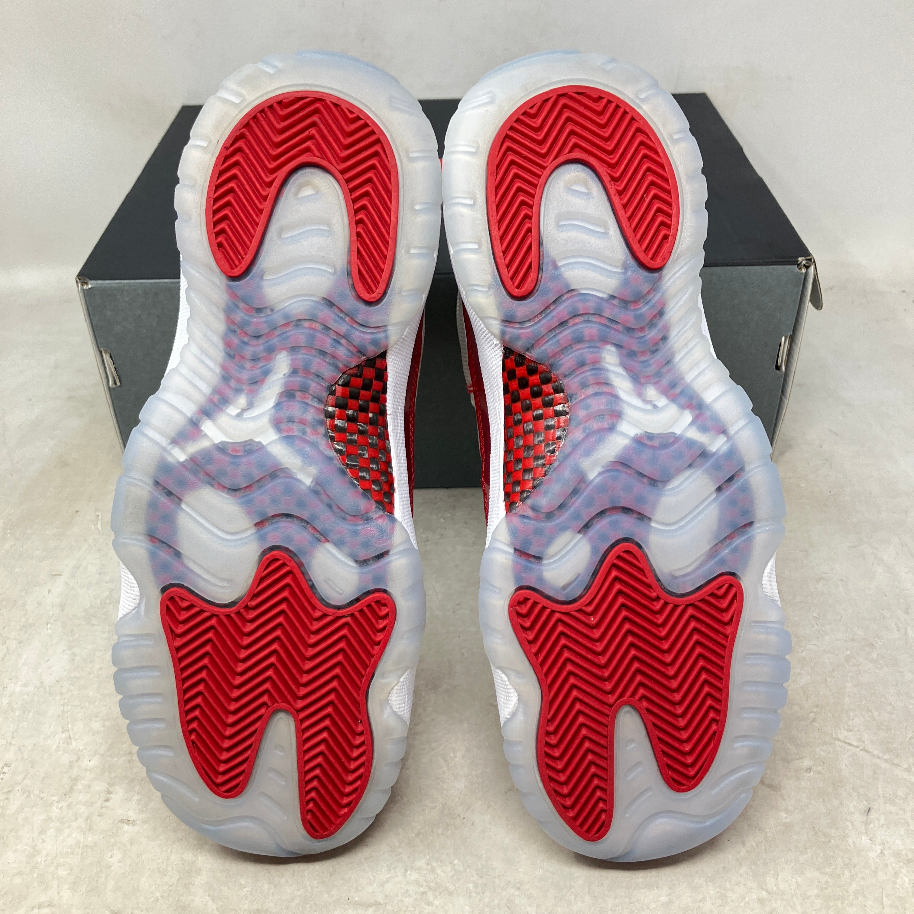 Jordan 11 Retro Cherry (2022) (GS)
