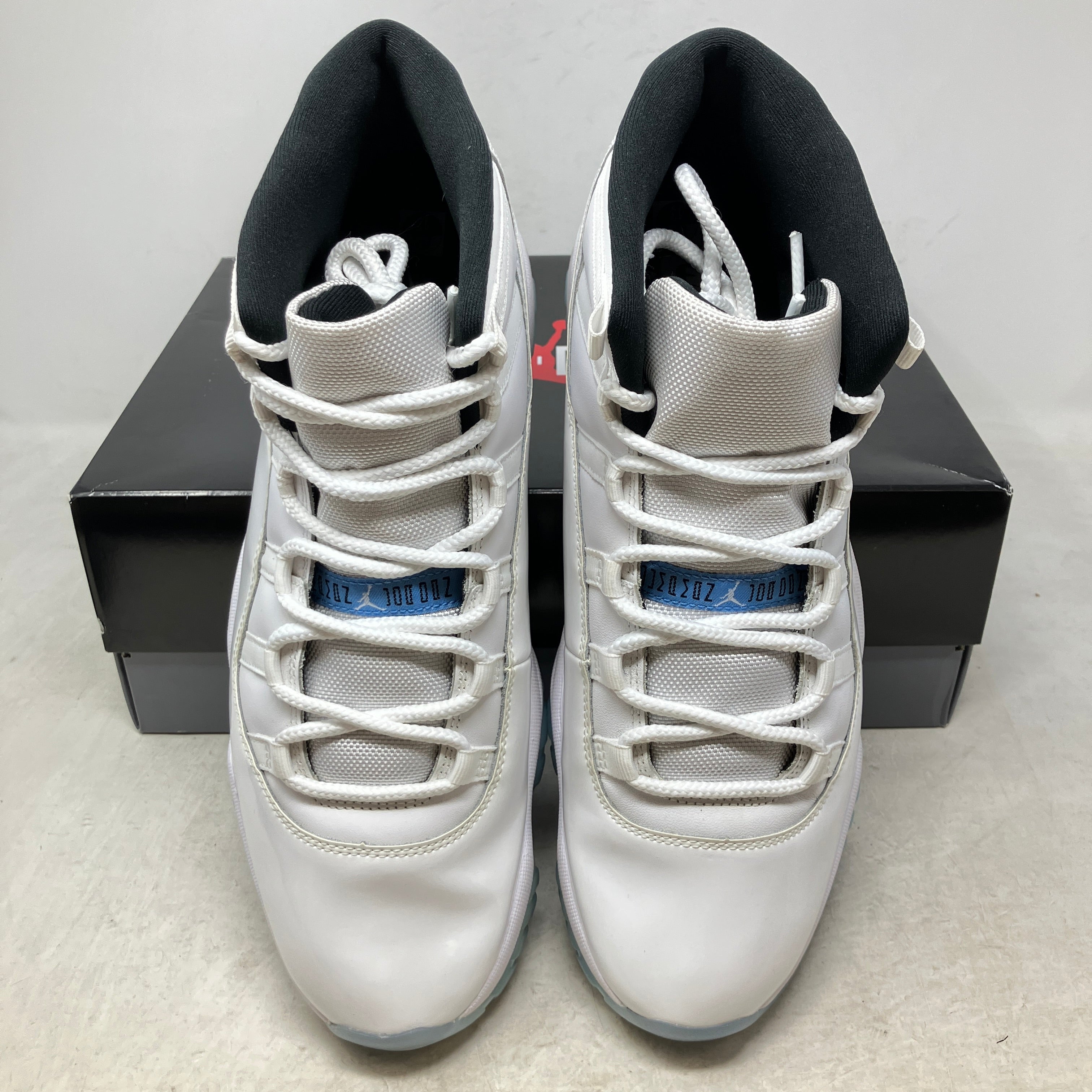 Jordan 11 Retro Legend Blue (2024)