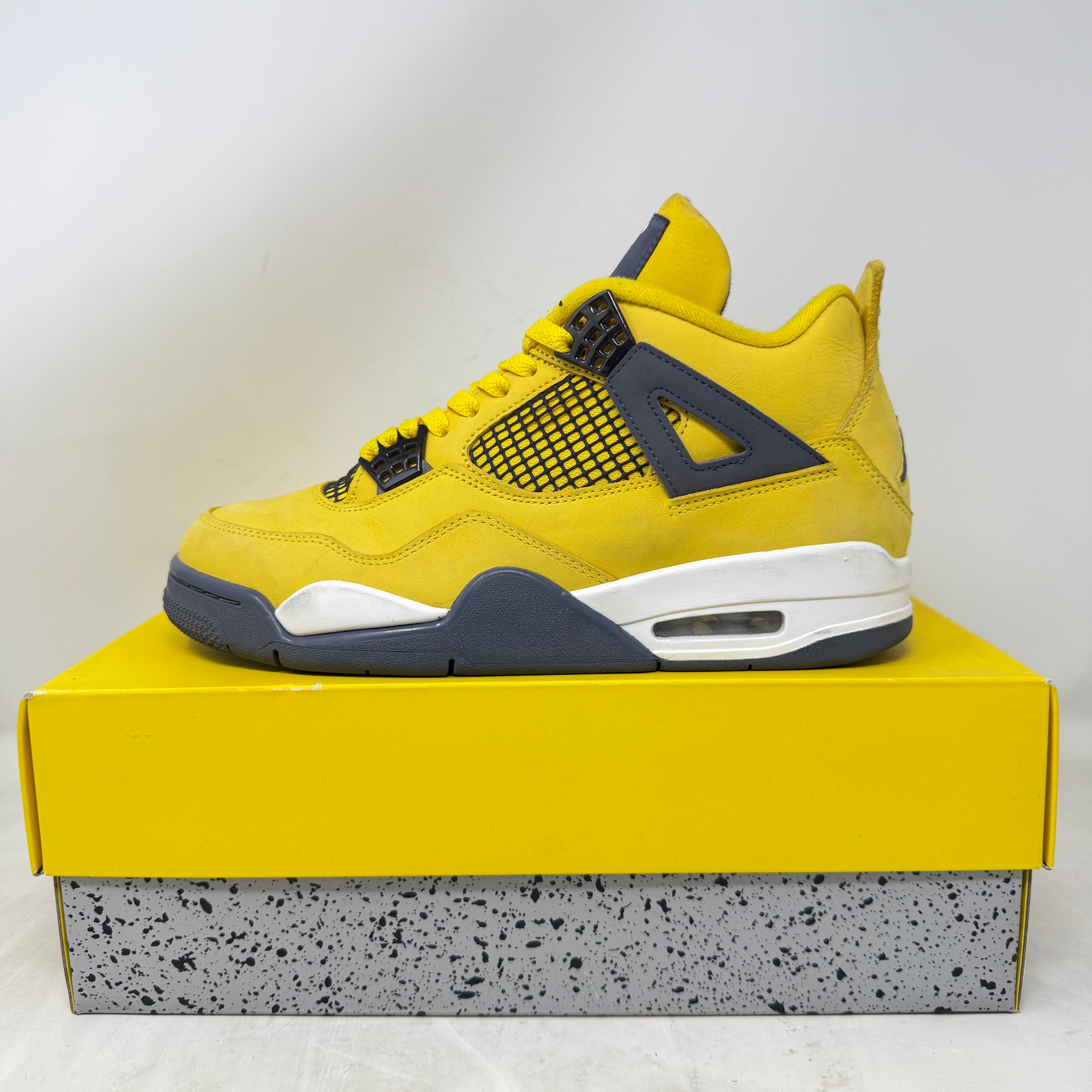 Jordan 4 Retro Lightning (2021)