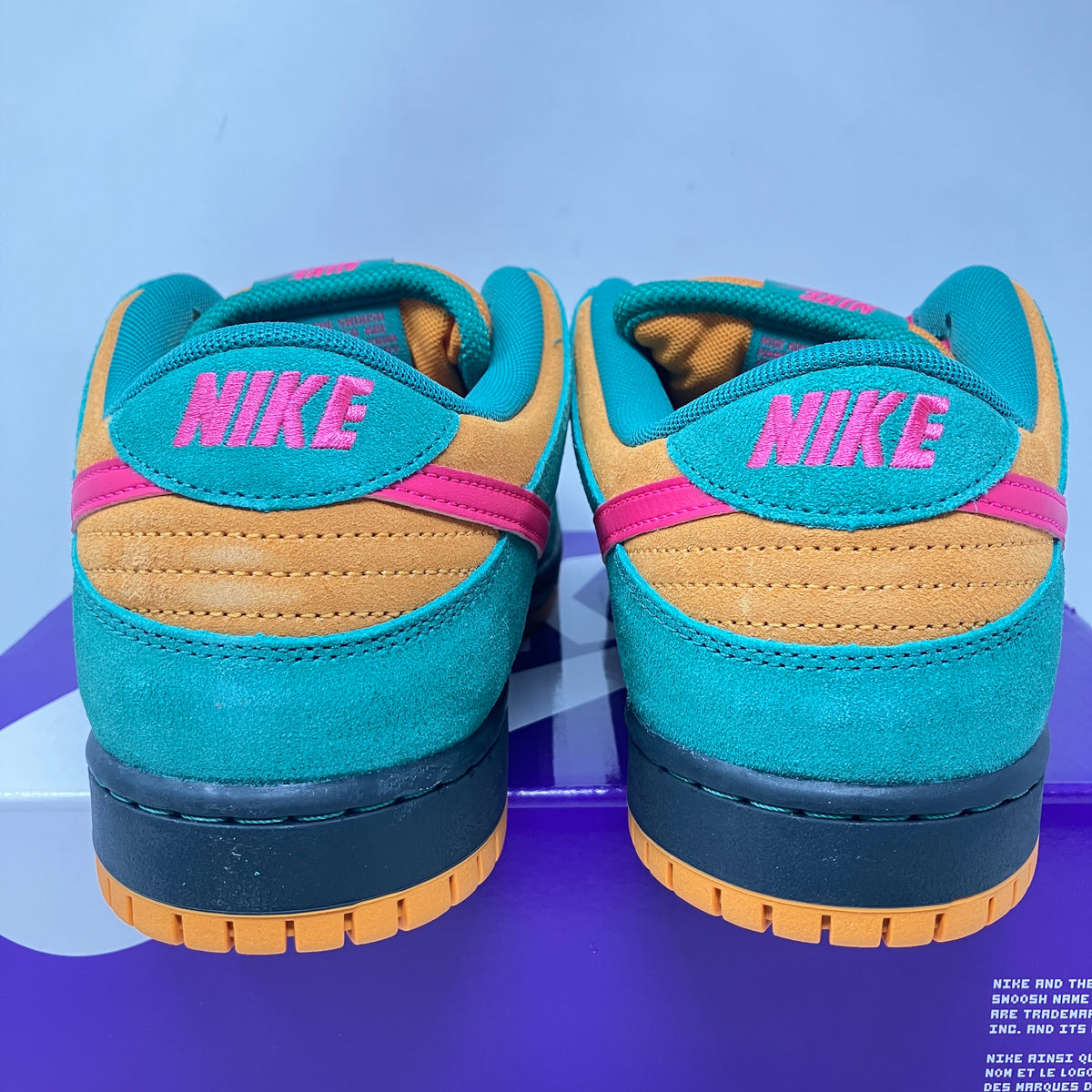 Nike SB Dunk Low Pro Green Noise Watermelon