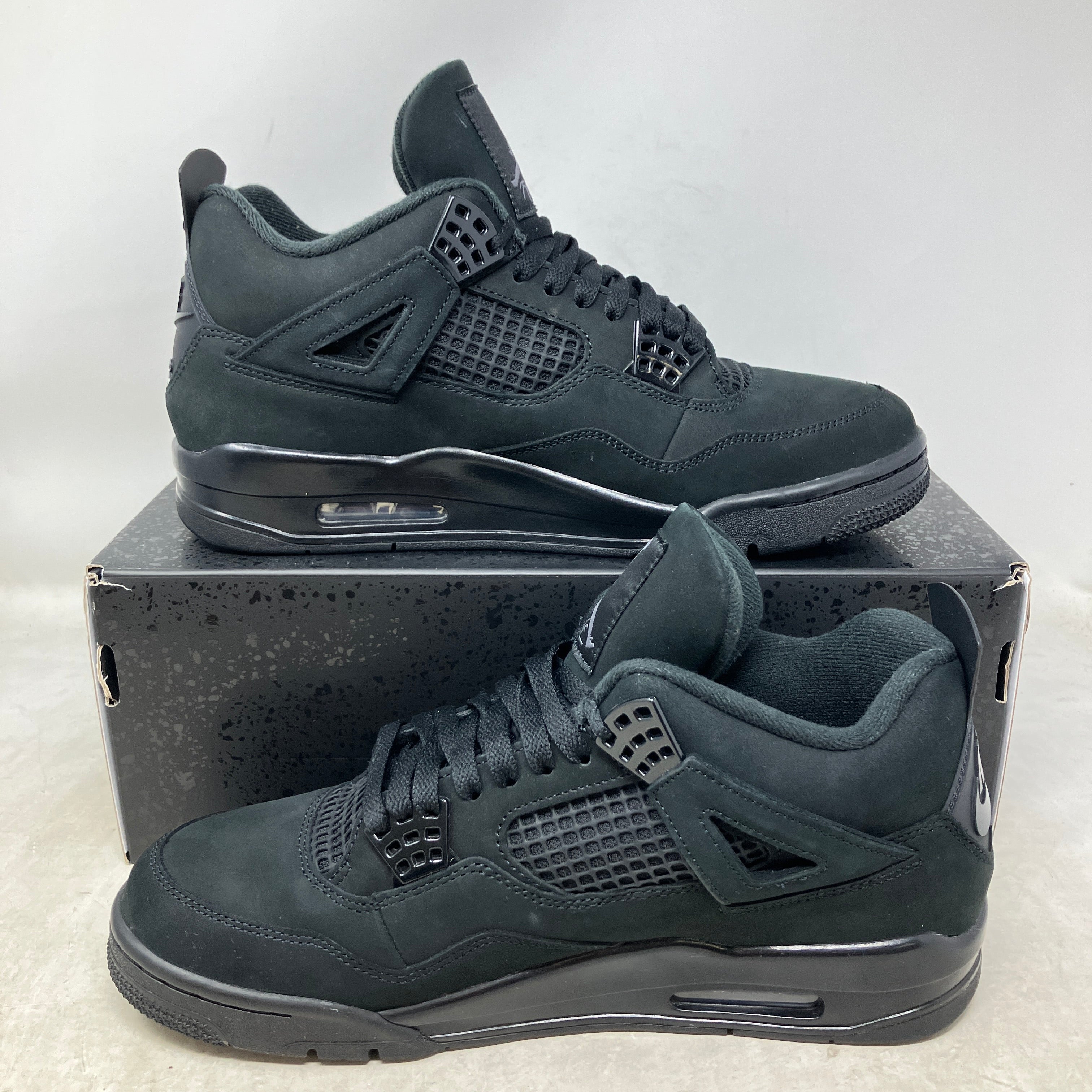 Jordan 4 Retro Black Cat (2025)
