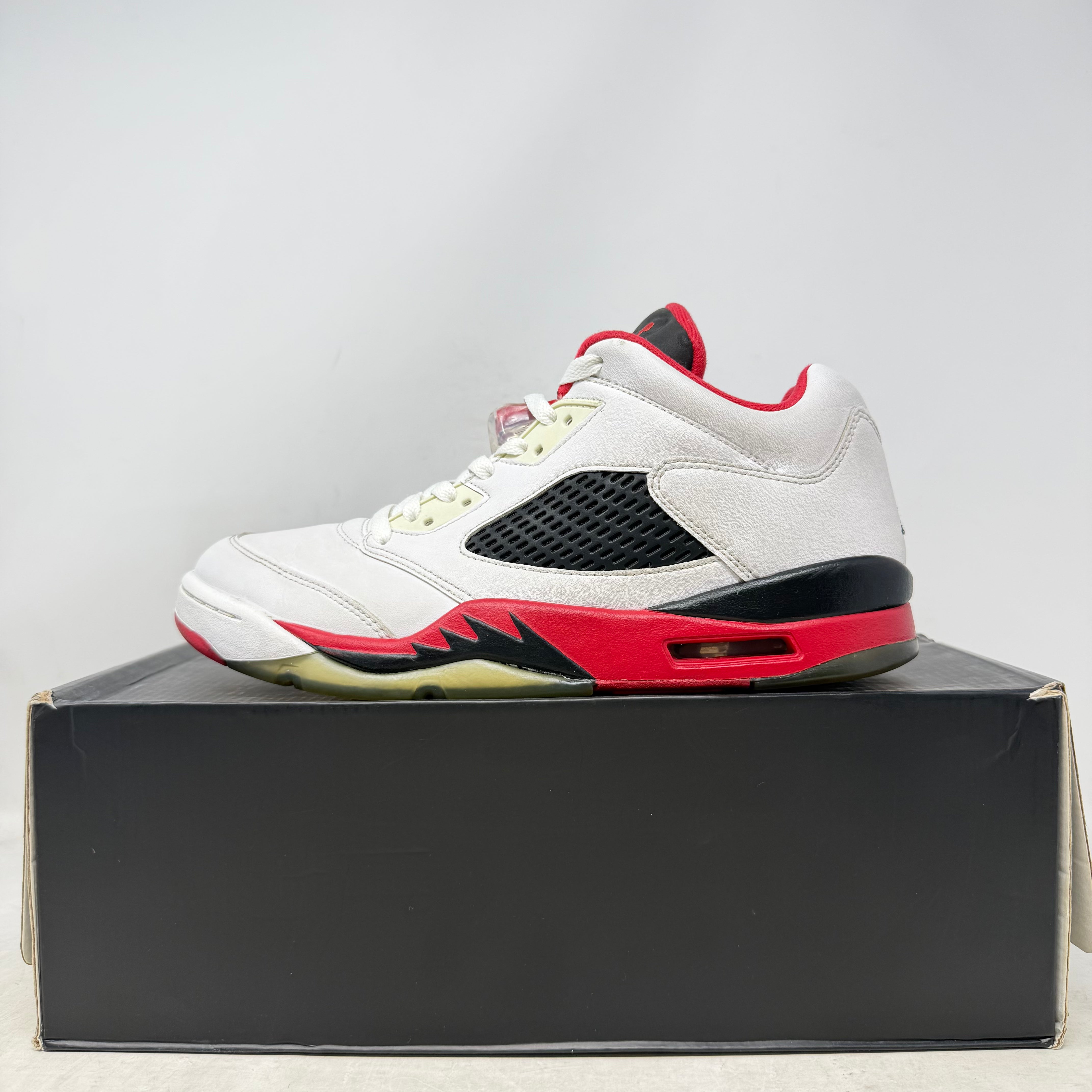 Jordan 5 Retro Low Fire Red