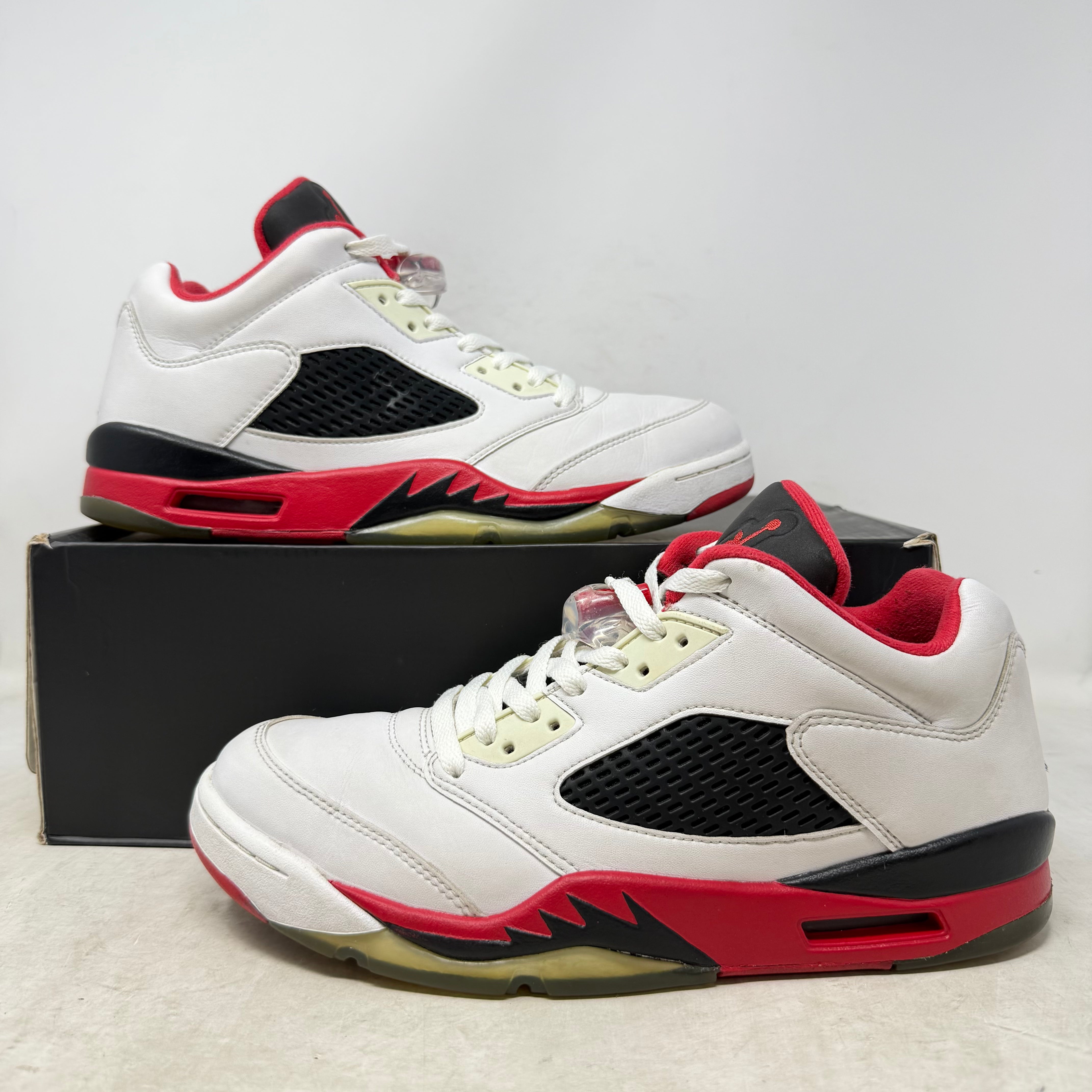 Jordan 5 Retro Low Fire Red