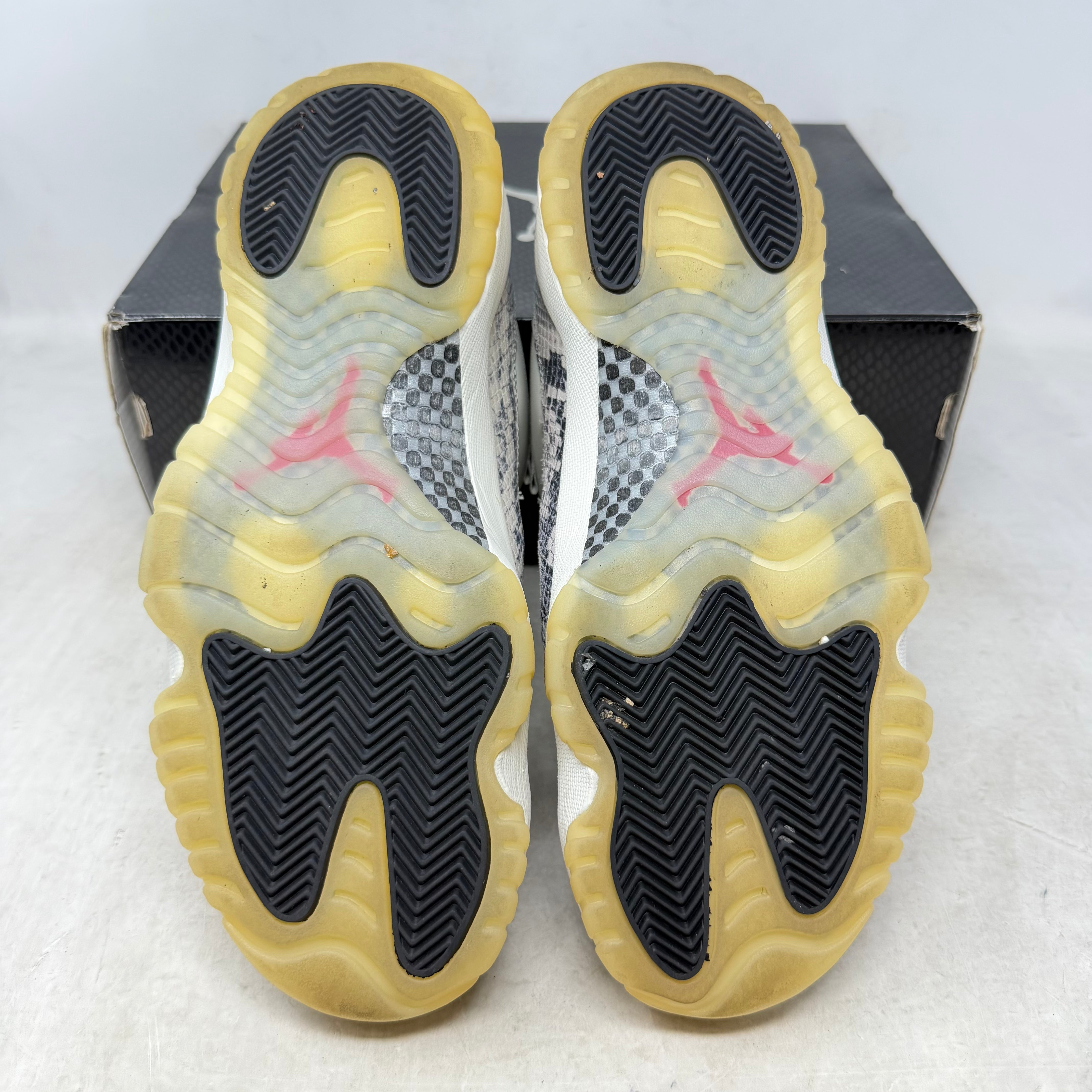 Jordan 11 Retro Low Snake Light Bone