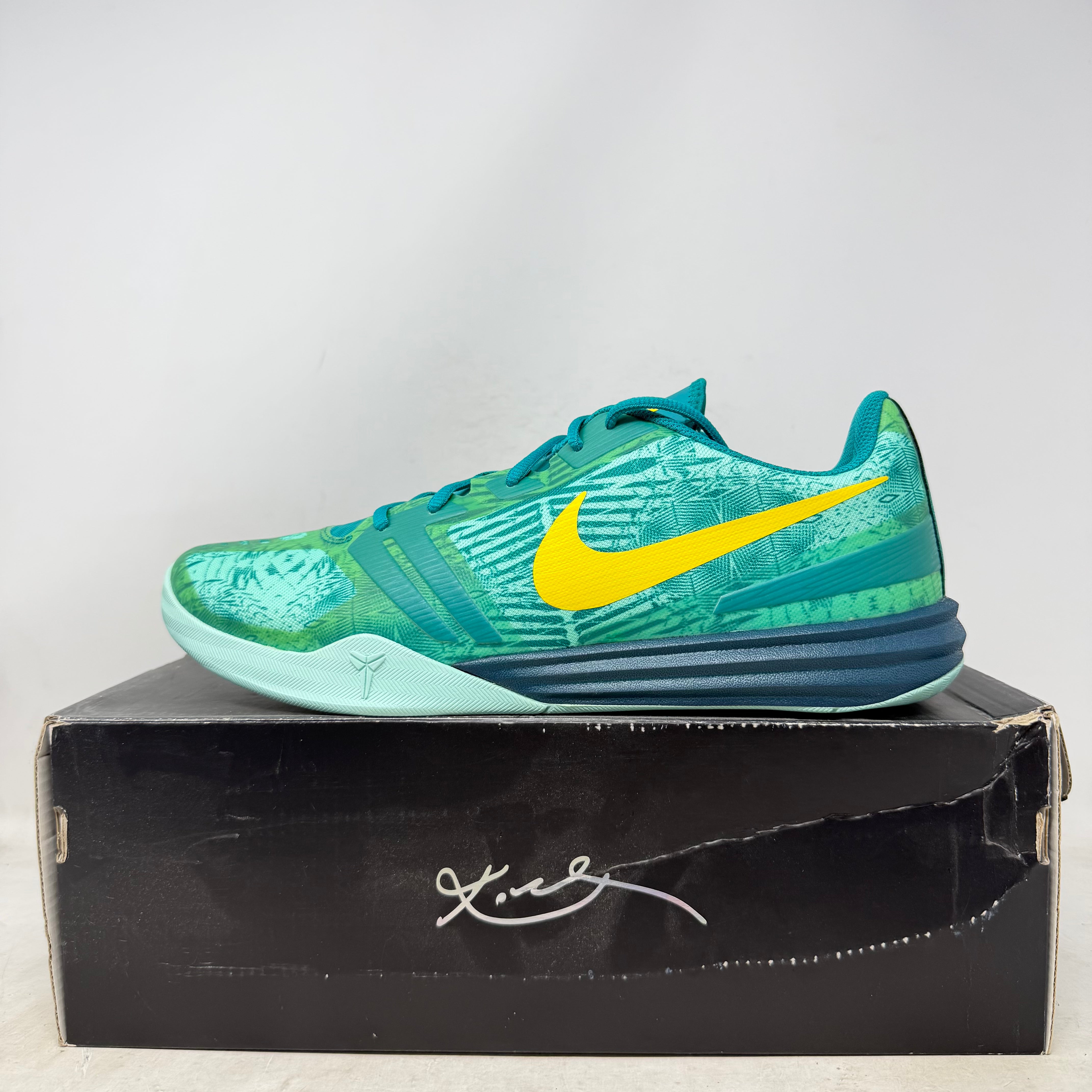 Kobe Mentality Turquoise Emerald