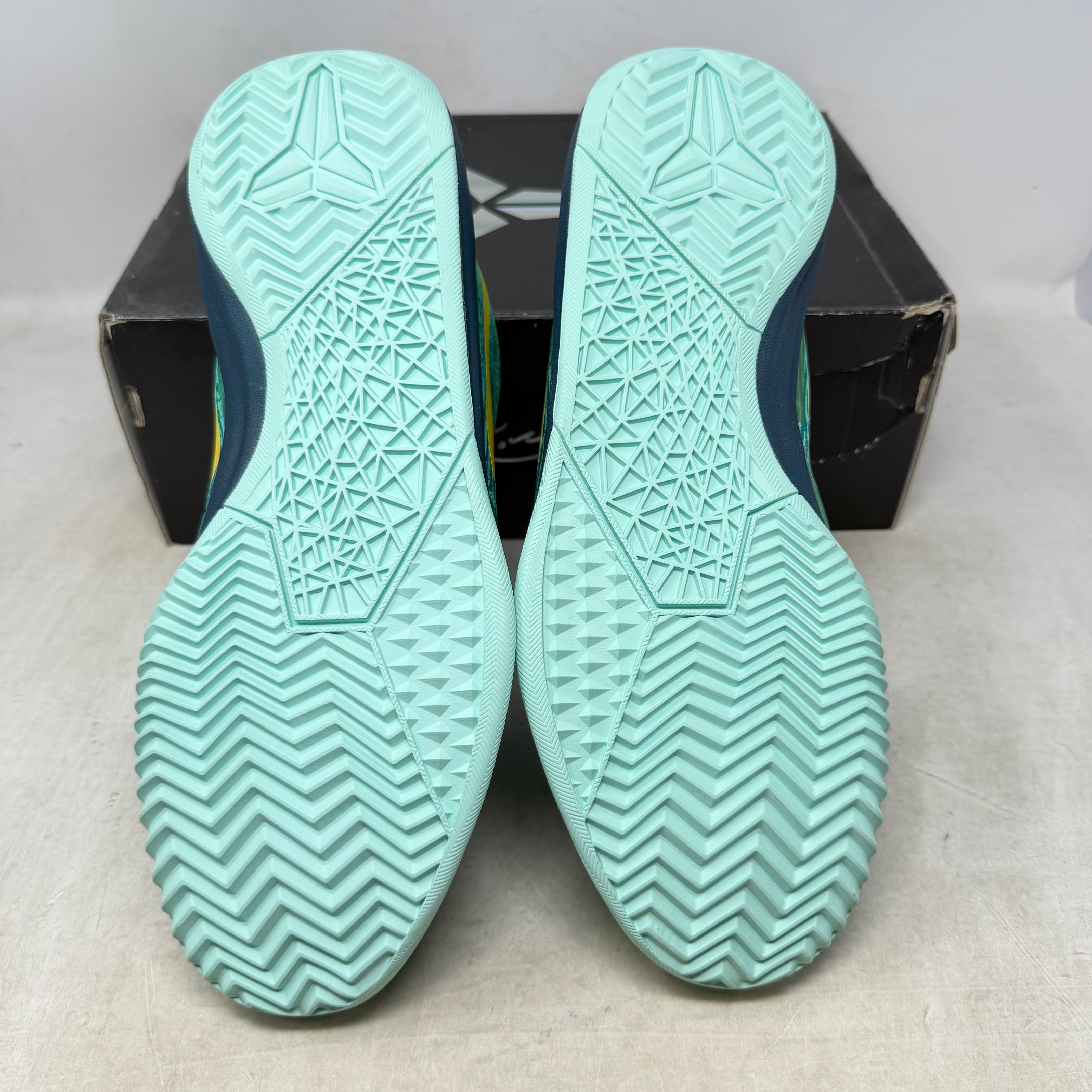 Kobe Mentality Turquoise Emerald