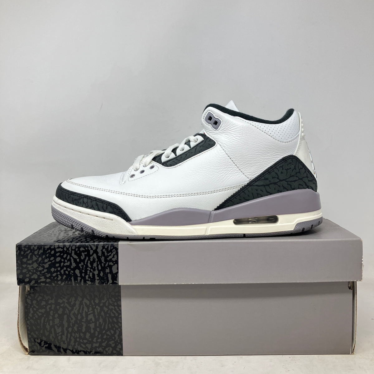 Jordan 3 Retro Cement Grey