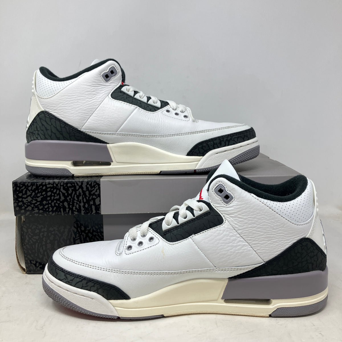 Jordan 3 Retro Cement Grey