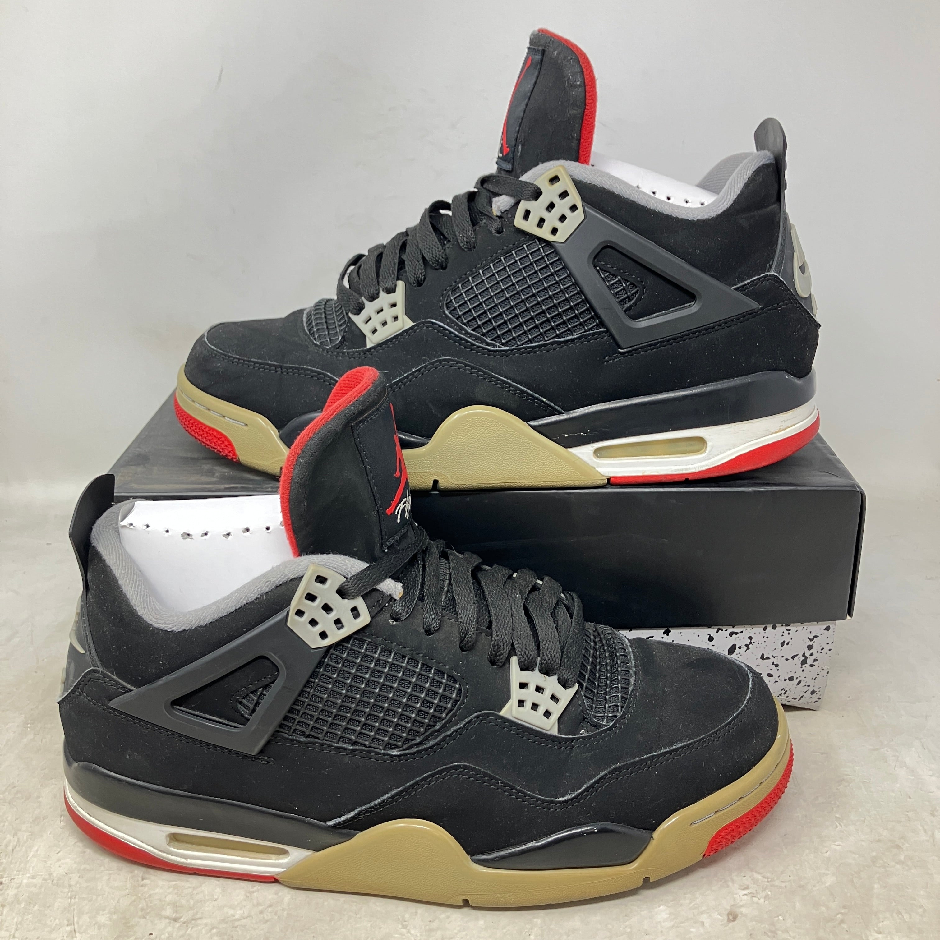 Jordan 4 Retro Bred (2019)