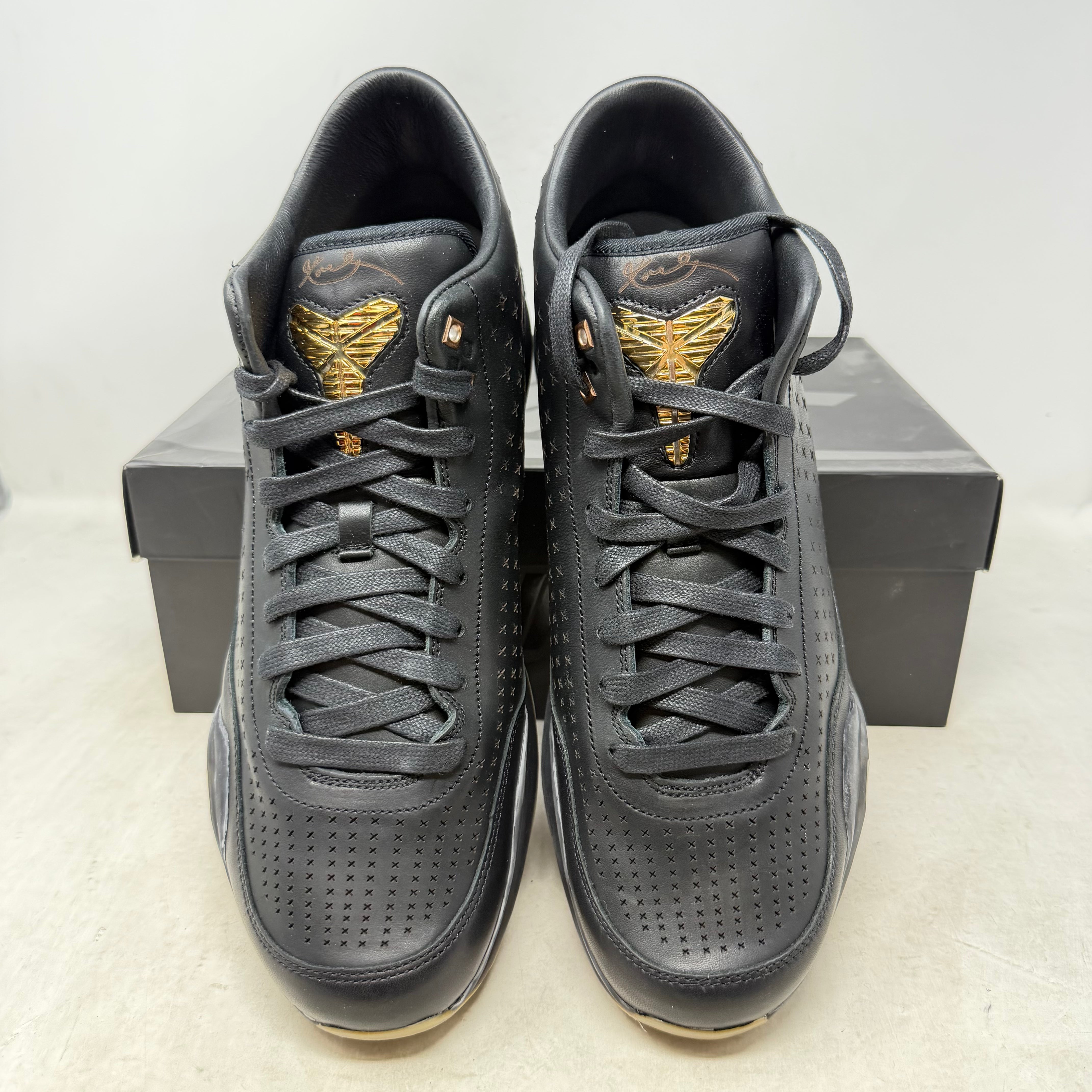 Nike Kobe 10 Mid EXT Black Metallic Gold