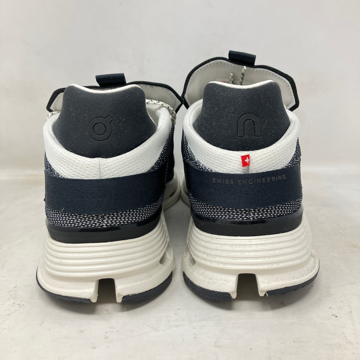 On Running Cloudnova Navy White