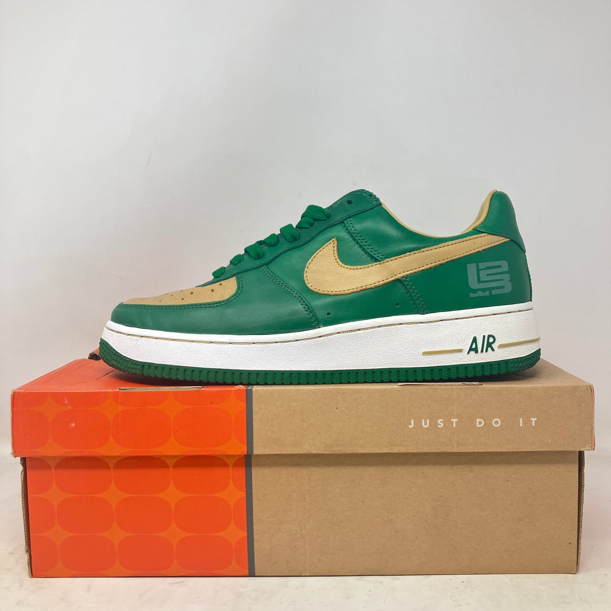 Nike Air Force 1 Low LeBron SVSM
