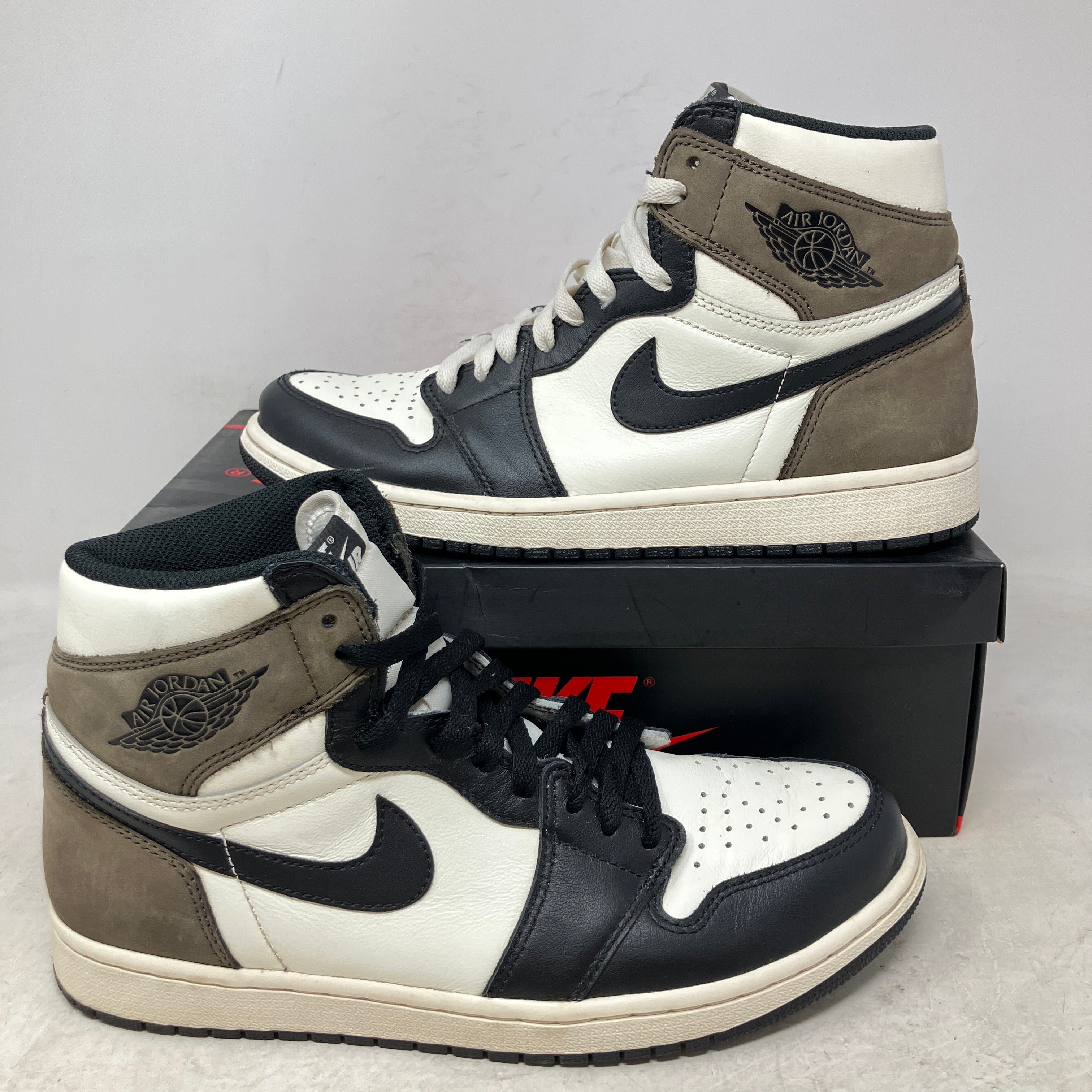 Jordan 1 Retro High Dark Mocha