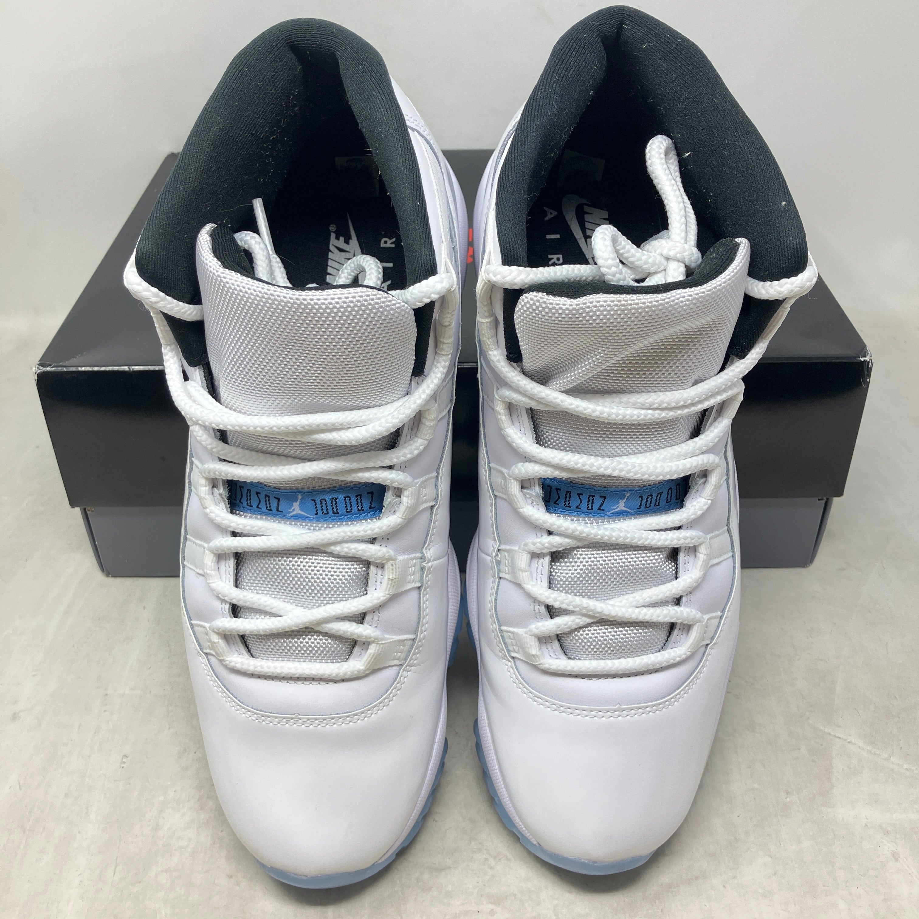 Jordan 11 Retro Legend Blue (2024)