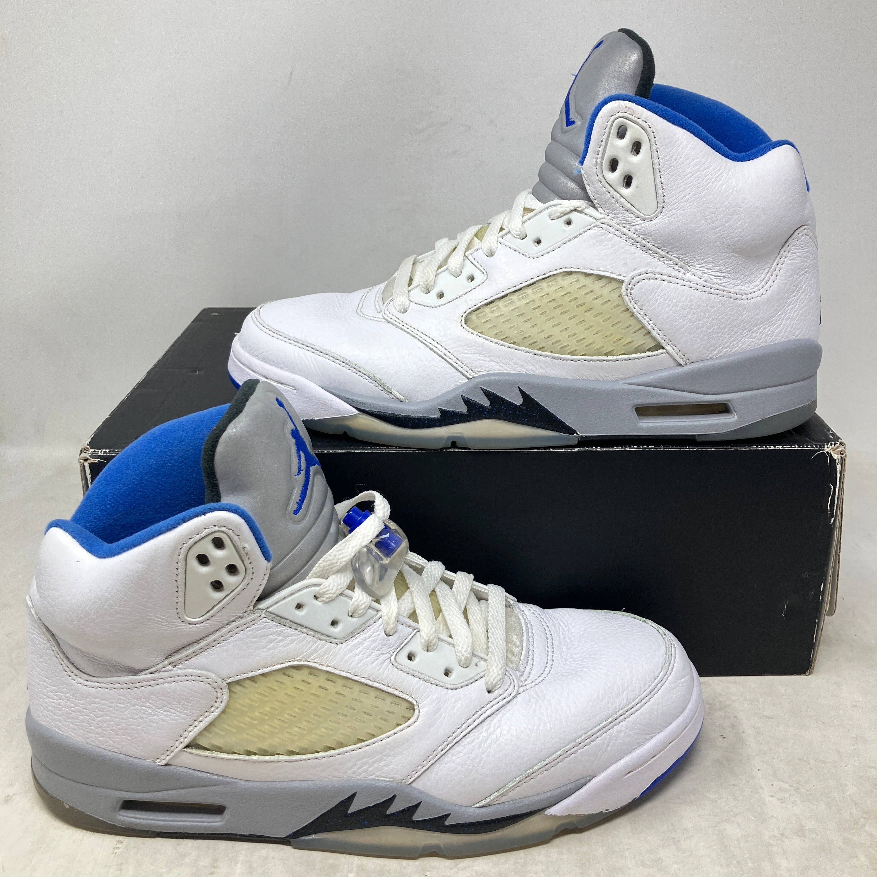Jordan 5 Retro White Stealth (2021)