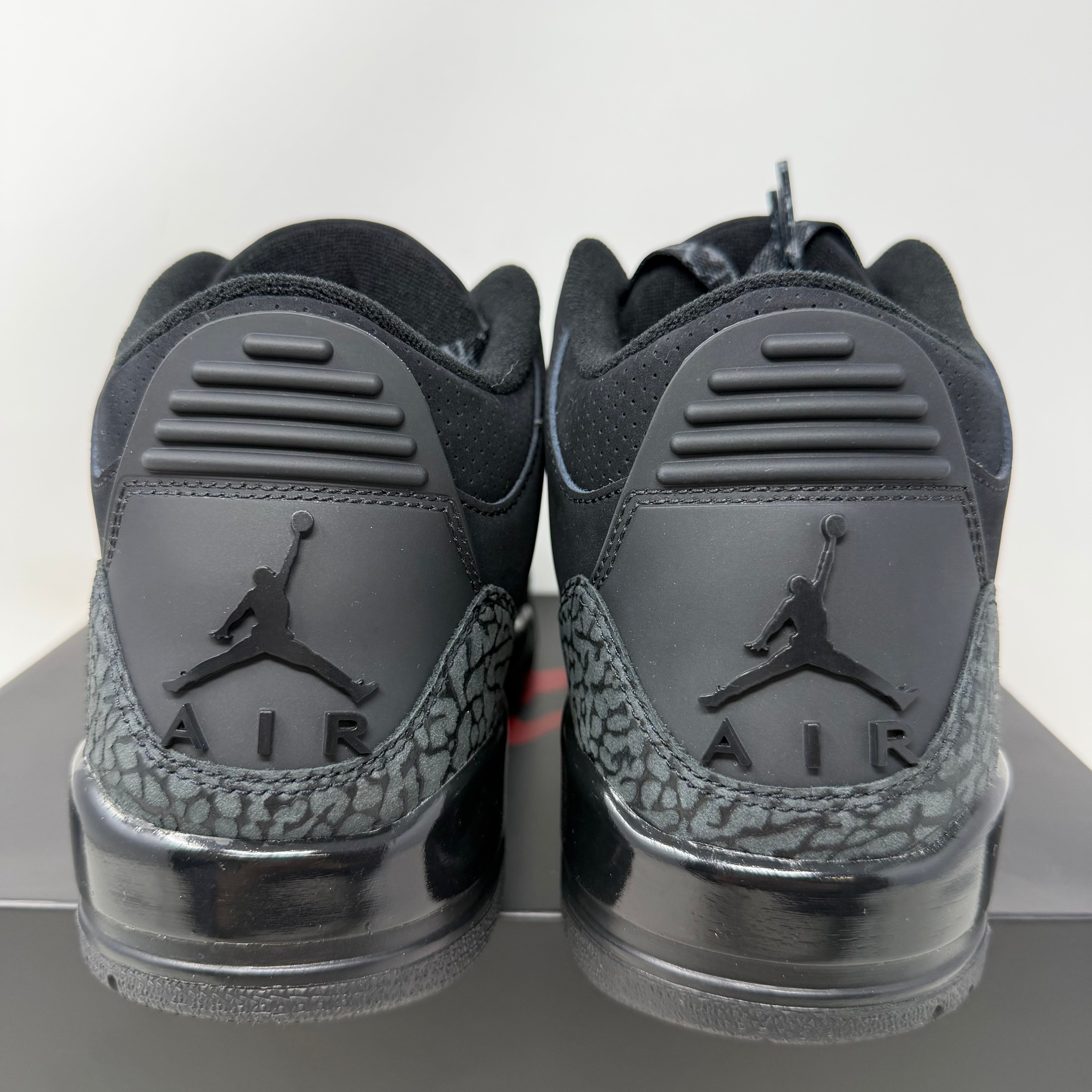 Jordan 3 Retro Black Cat (2025)