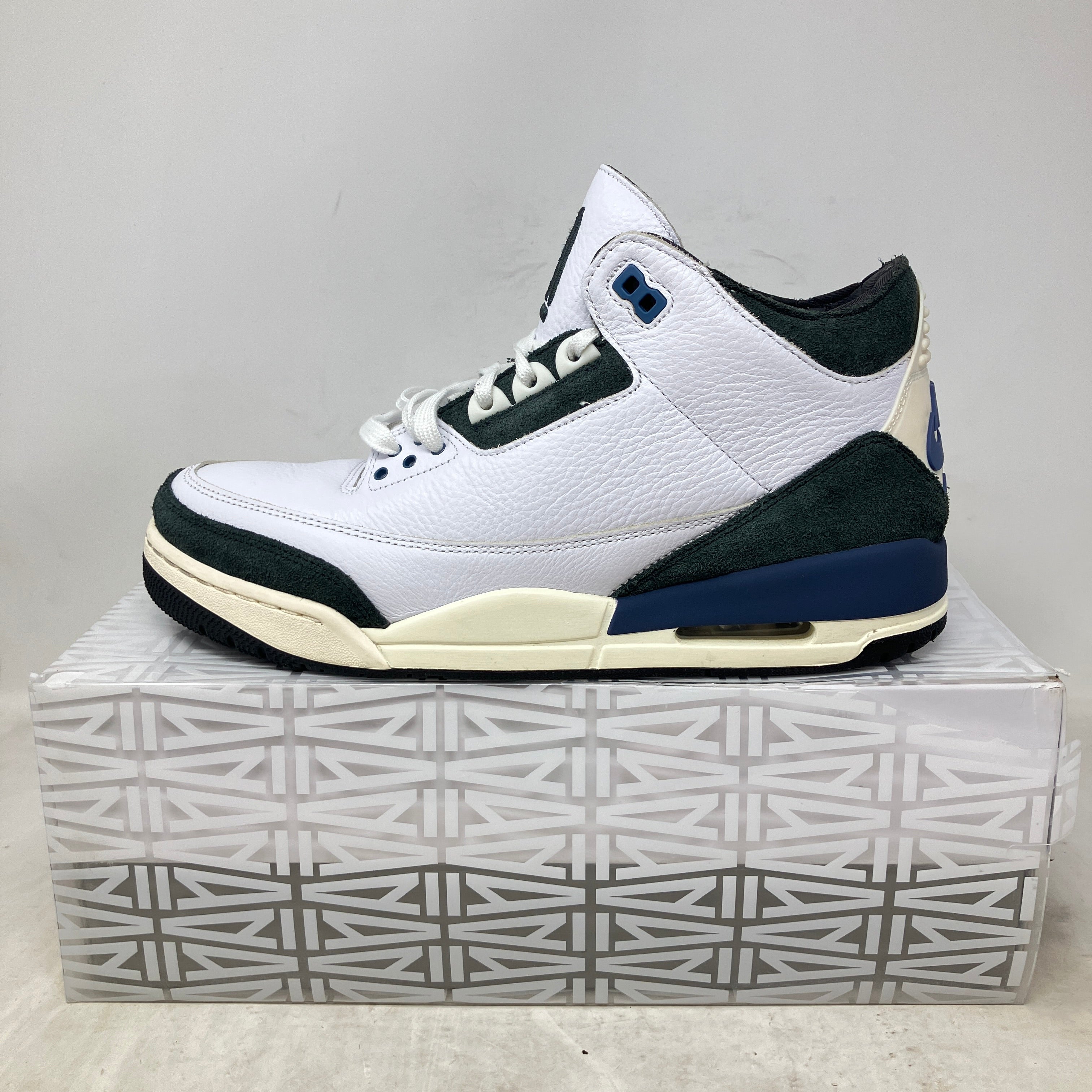 Jordan 3 Retro OG SP A Ma Maniére Diffused Blue