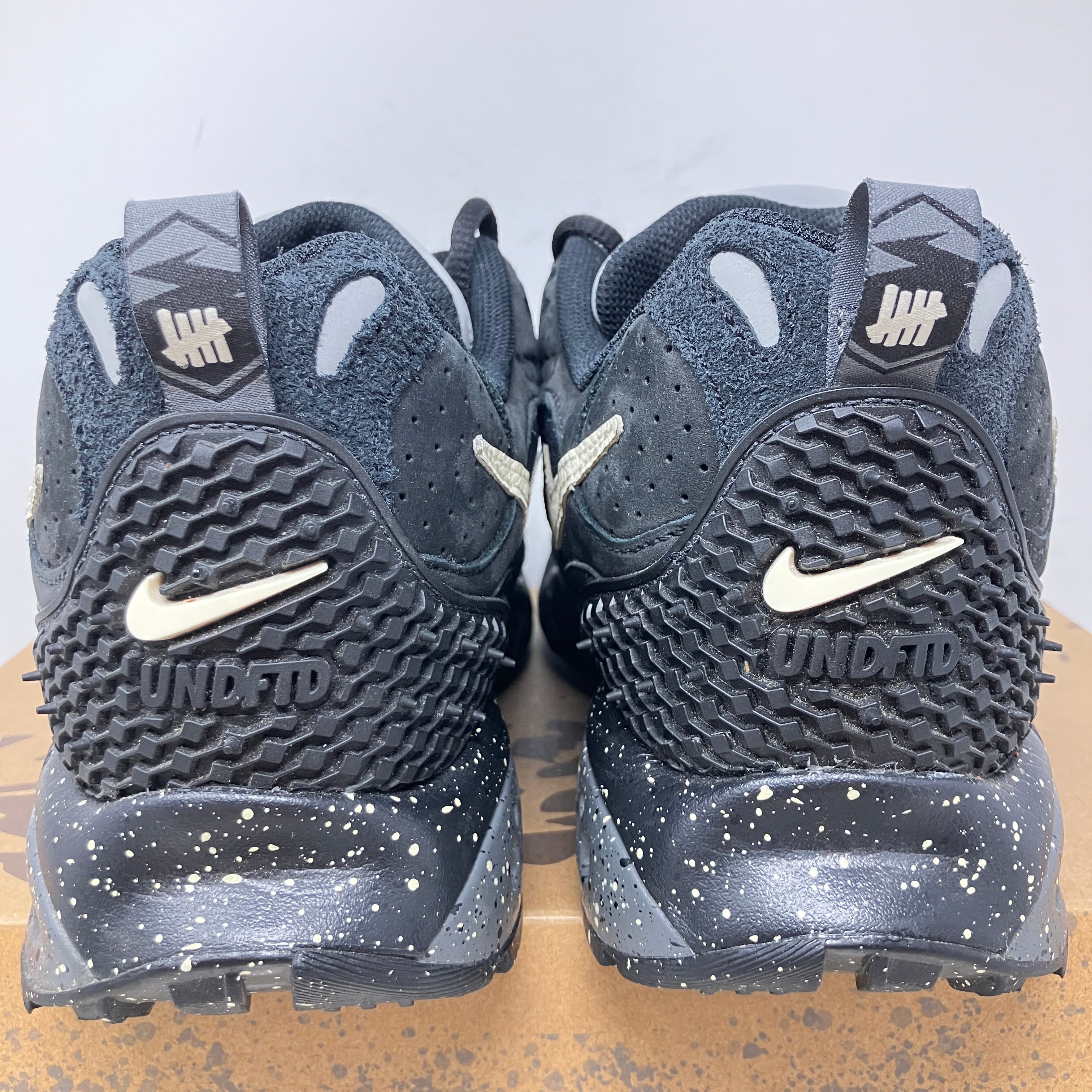 Nike Air Terra Humara Undefeated Black