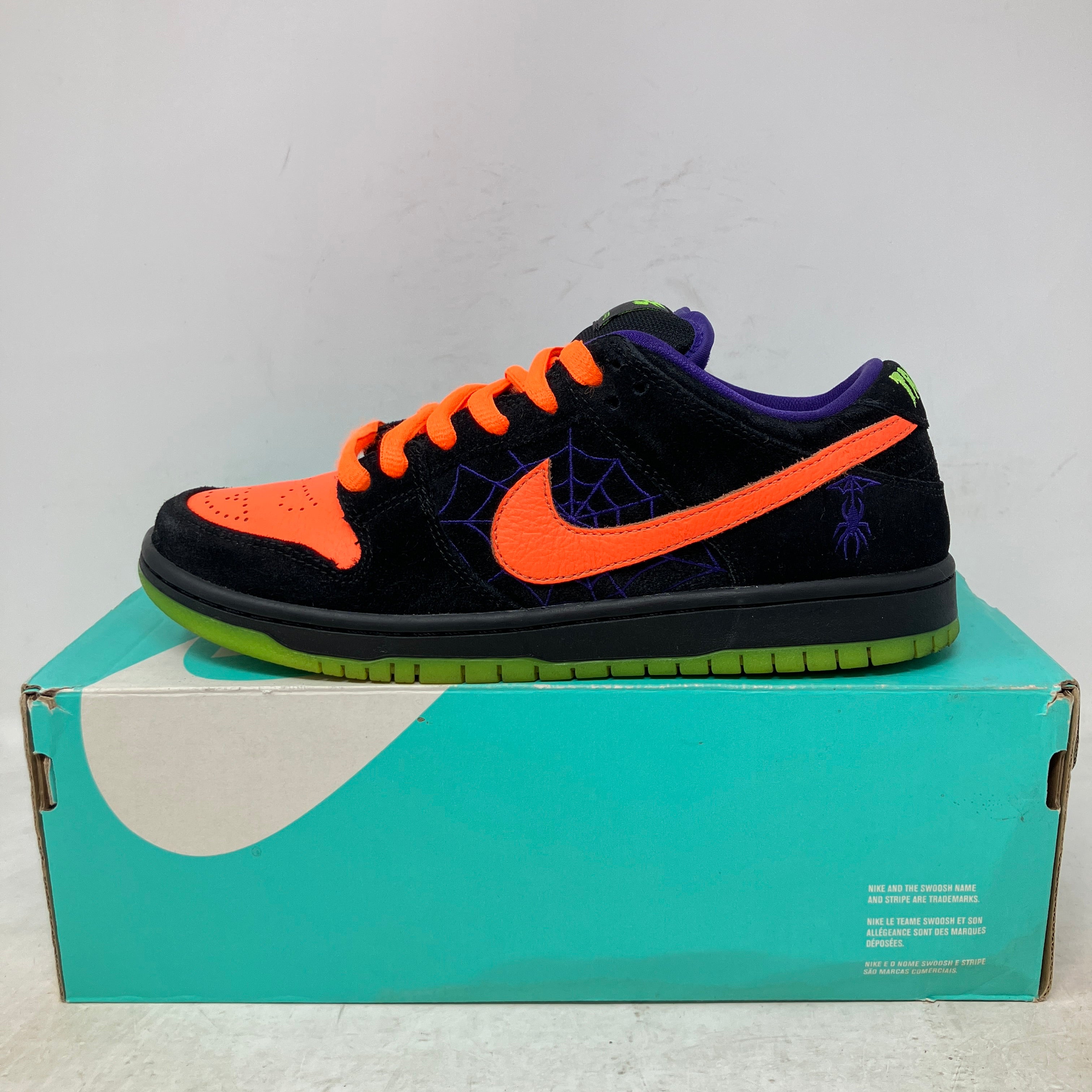 Nike SB Dunk Low Night of Mischief Halloween