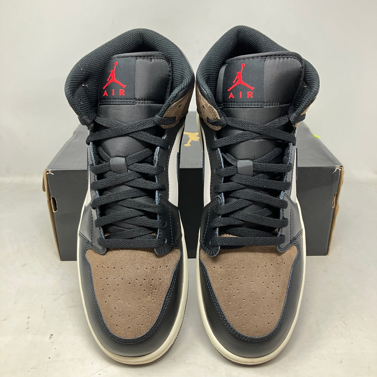 Jordan 1 Mid Black Palomino