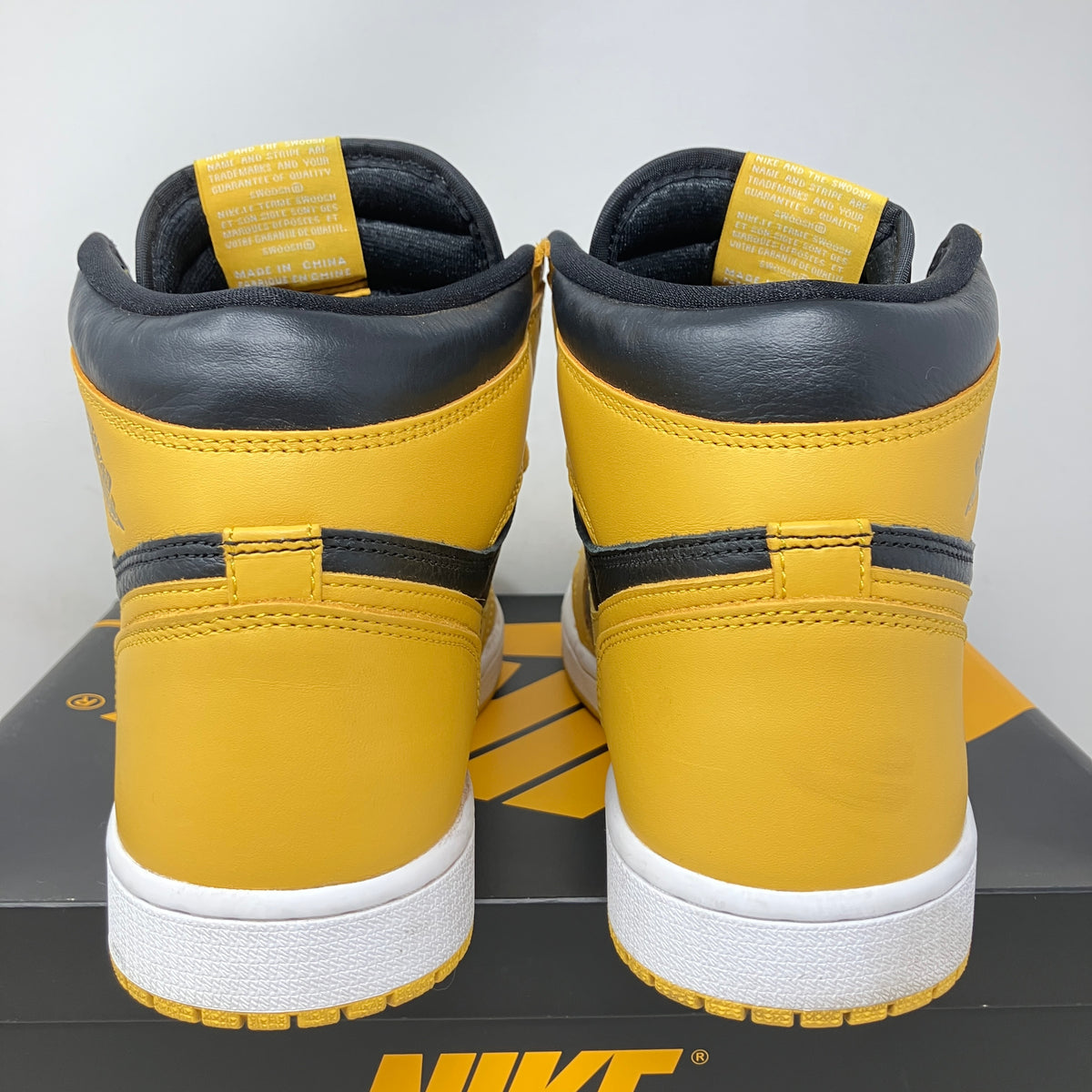 Jordan 1 Retro High Pollen