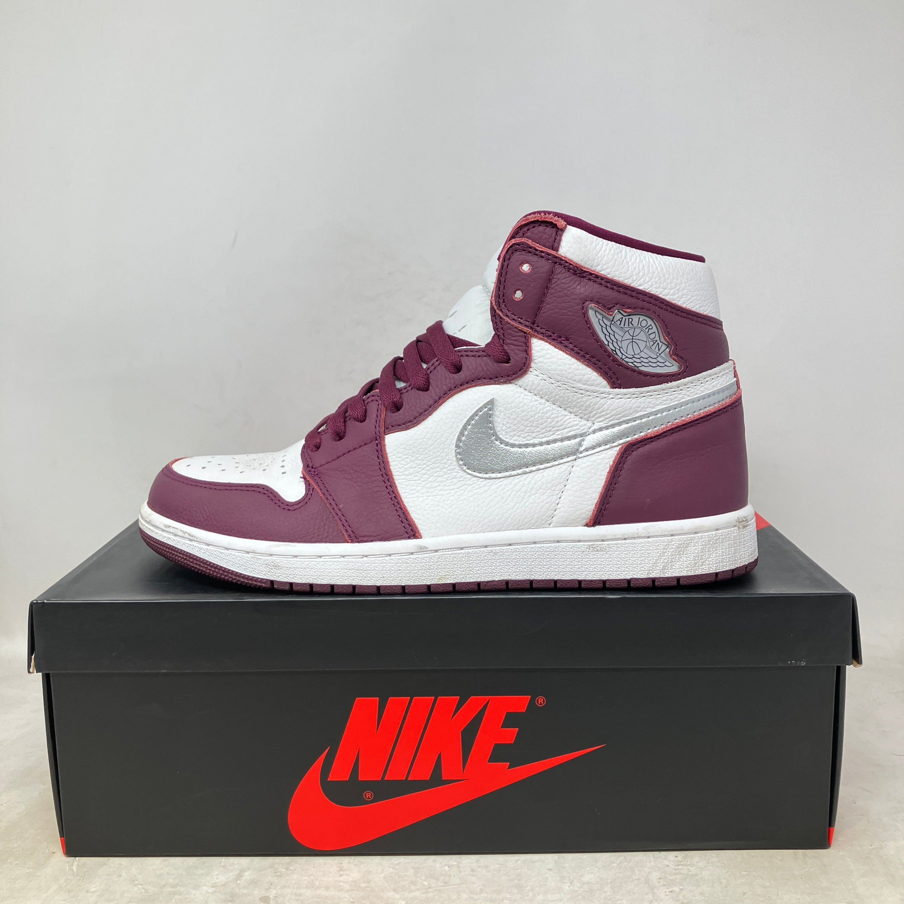 Jordan 1 Retro High OG Bordeaux