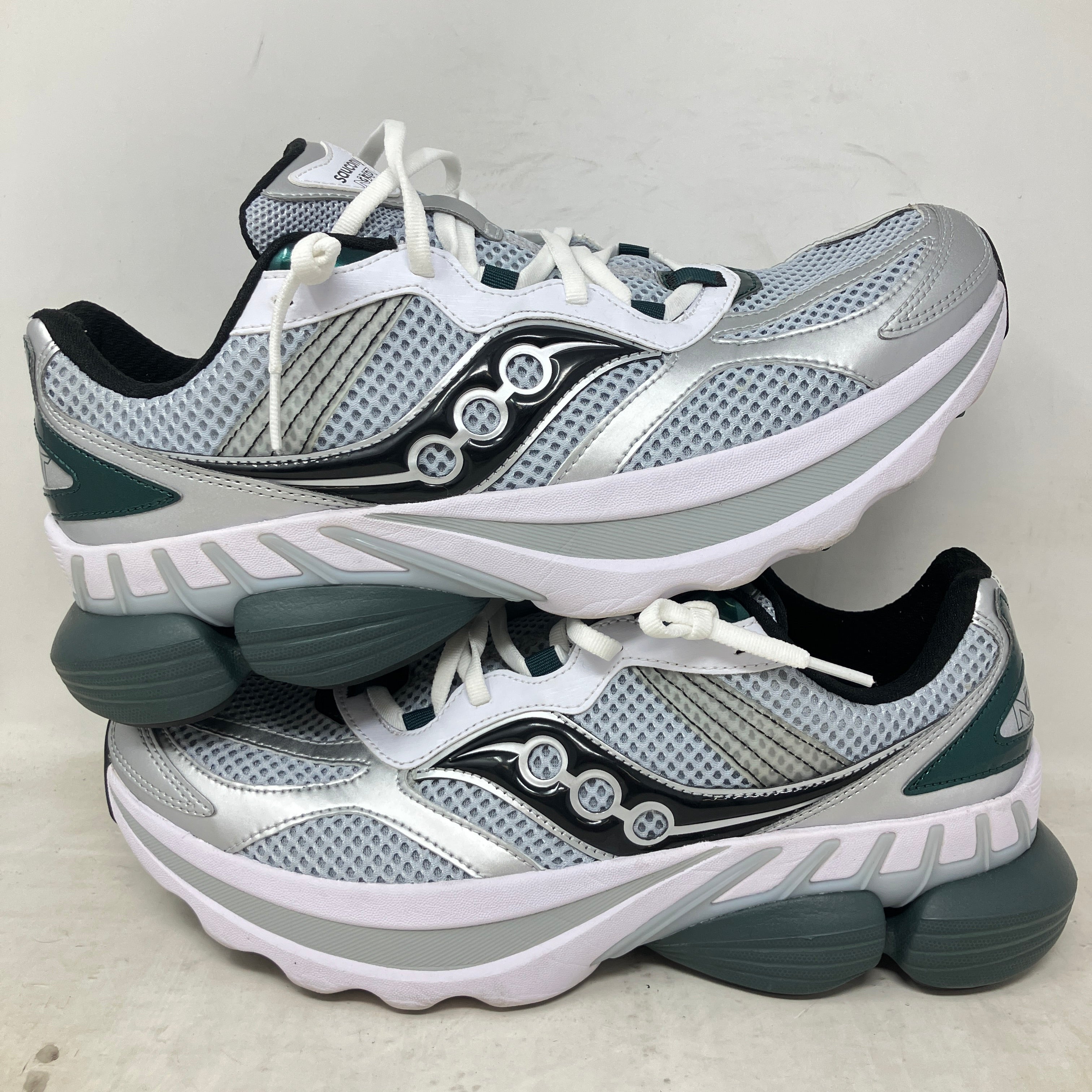 Saucony GRID NXT Sneaker Silver Green