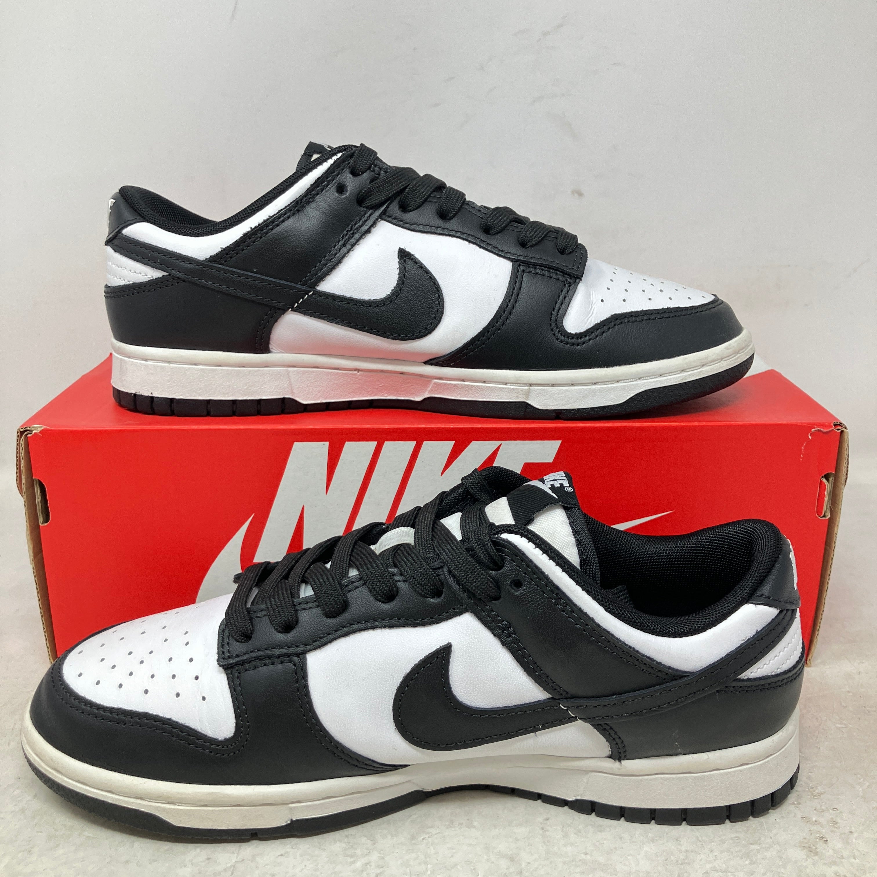 Nike Dunk Low Retro White Black Panda