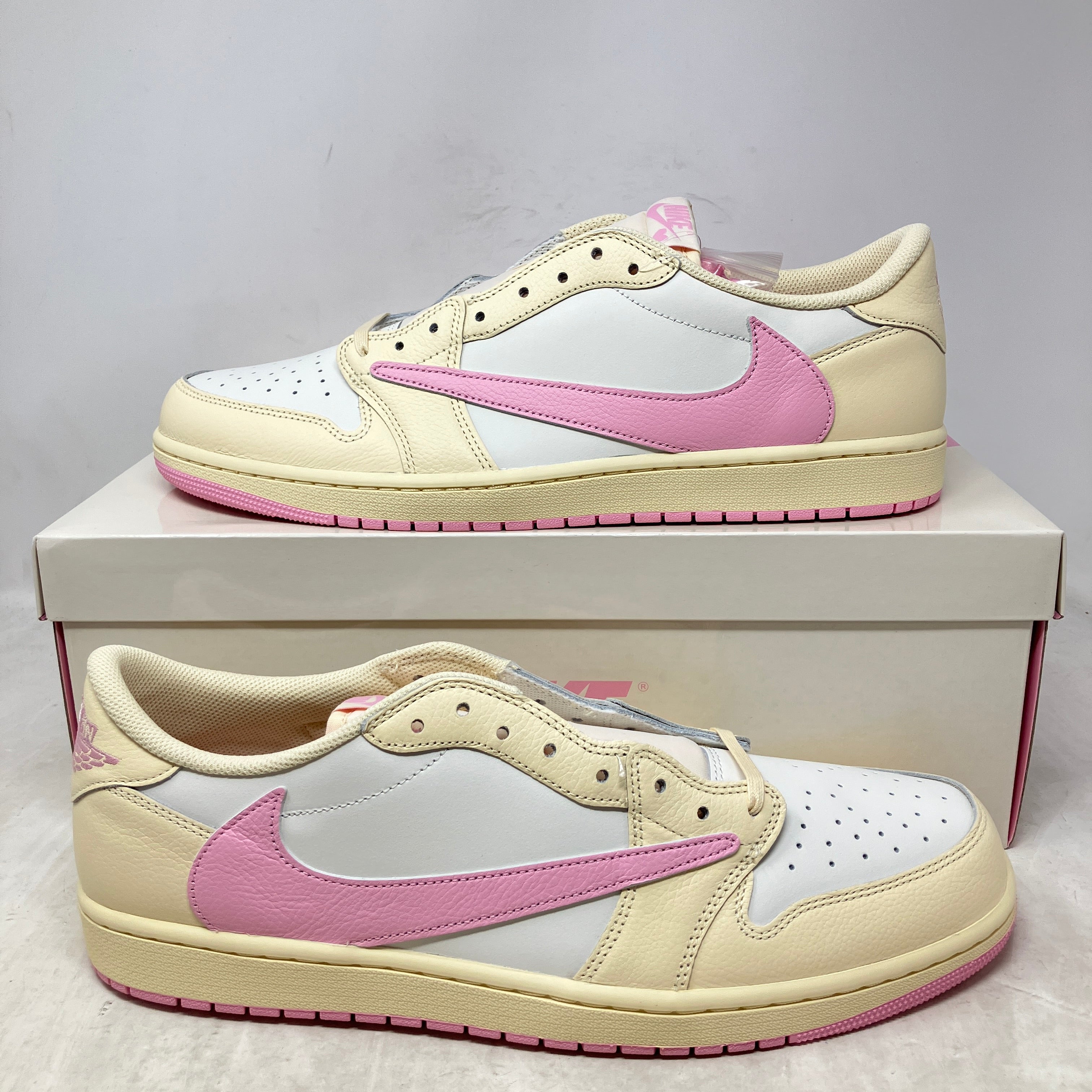 Jordan 1 Retro Low OG SP Travis Scott Shy Pink