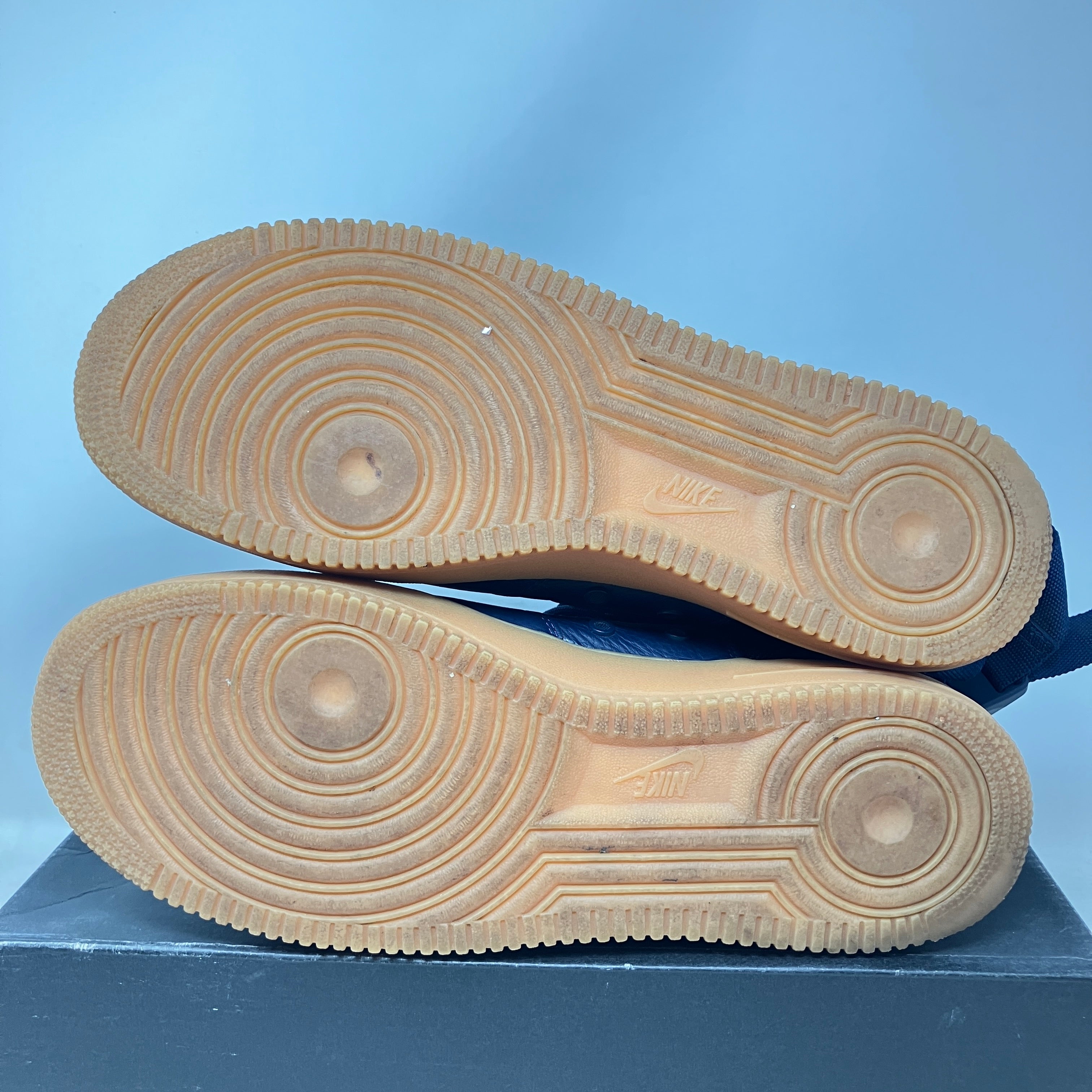 Nike SF Air Force 1 High Navy Gum