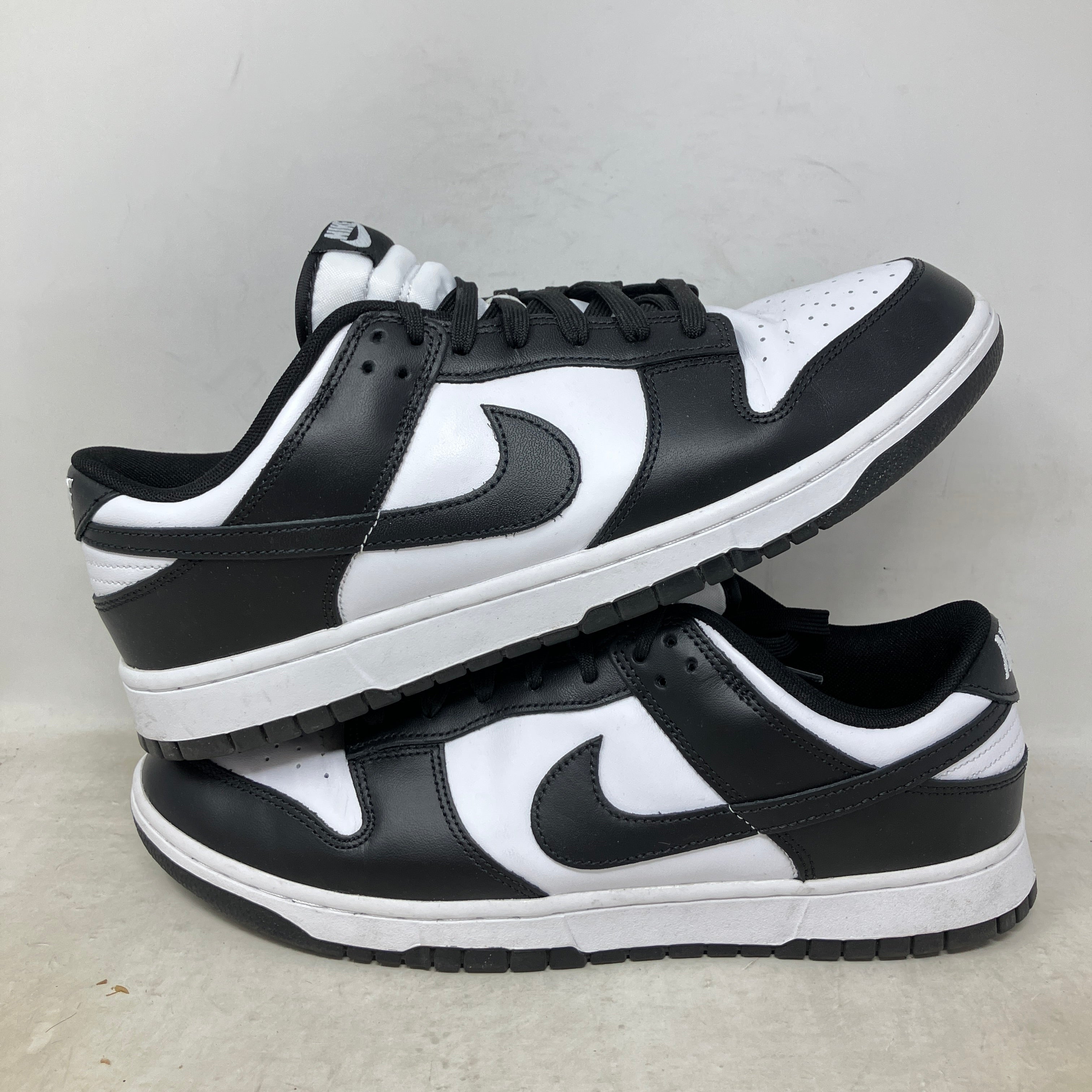 Nike Dunk Low Retro White Black Panda