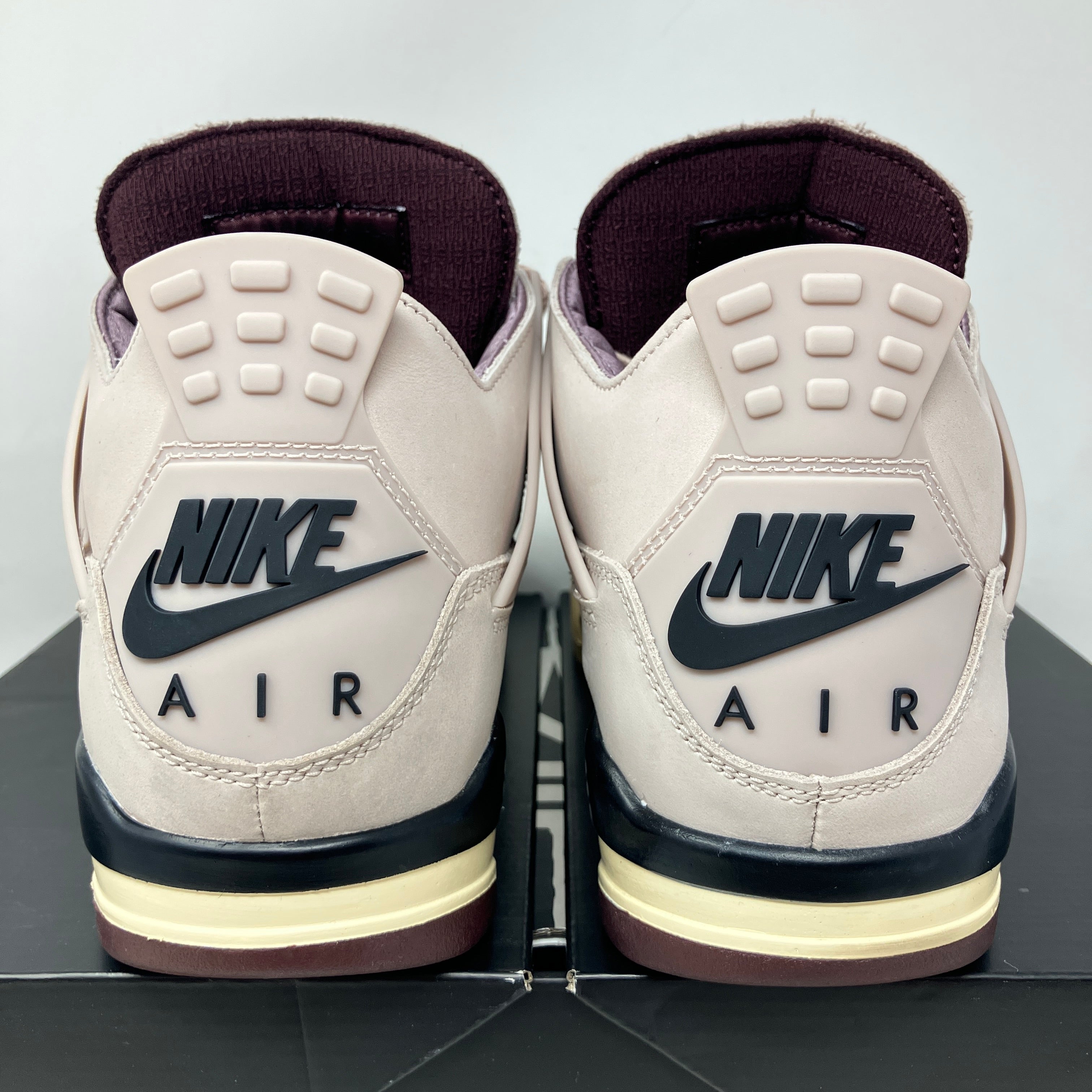Jordan 4 Retro OG SP A Ma Maniére While You Were Sleeping (Women's)