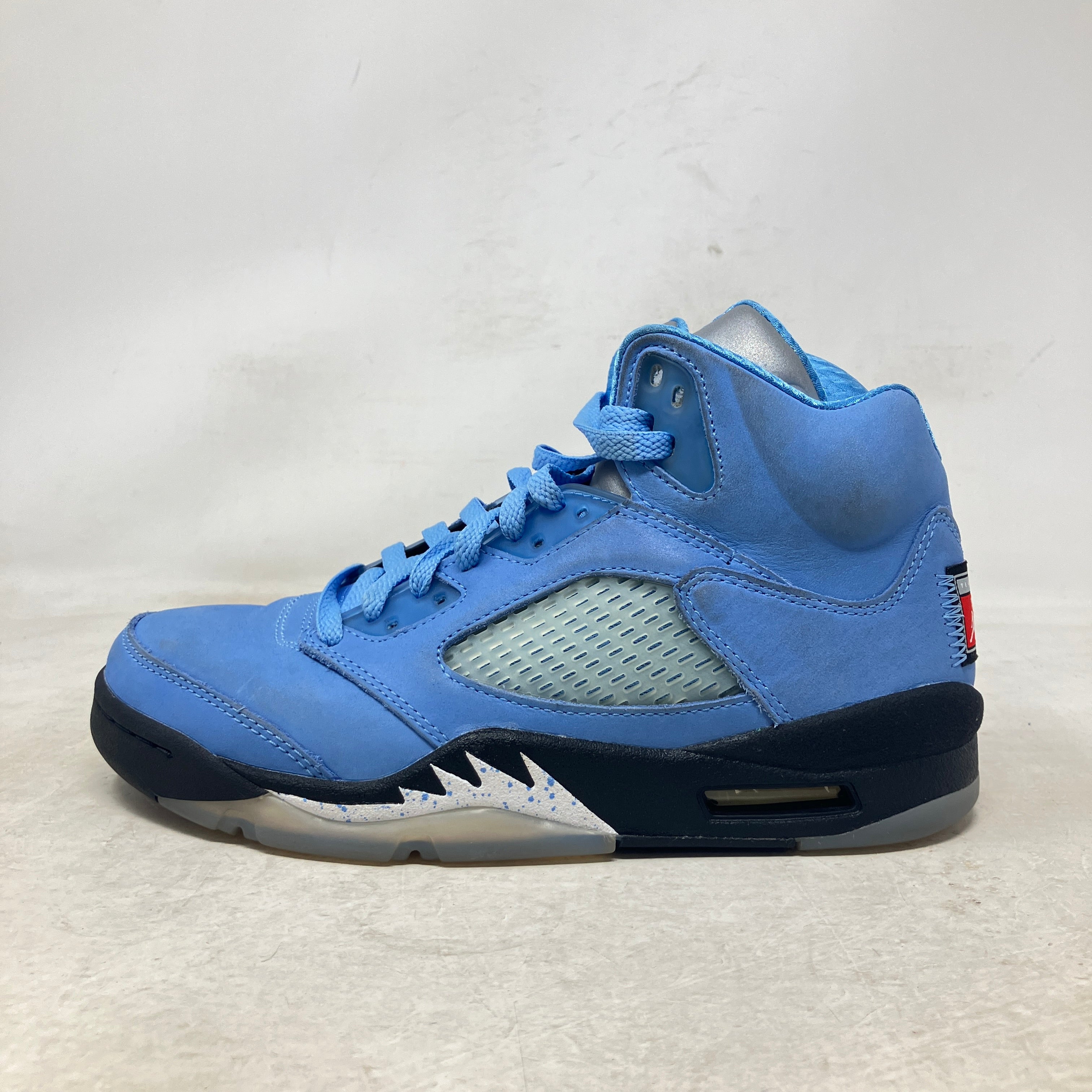 Jordan 5 Retro UNC University Blue