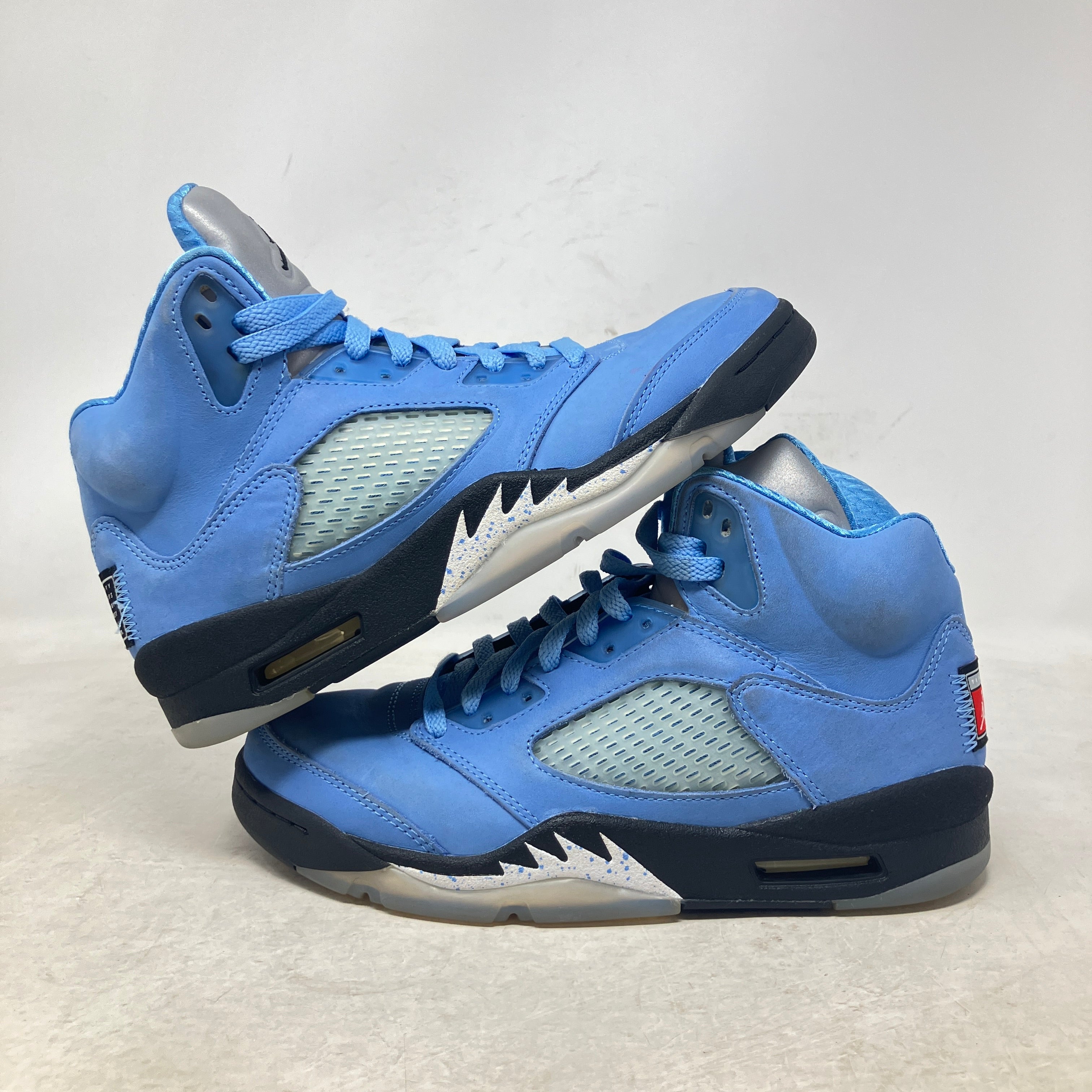 Jordan 5 Retro UNC University Blue