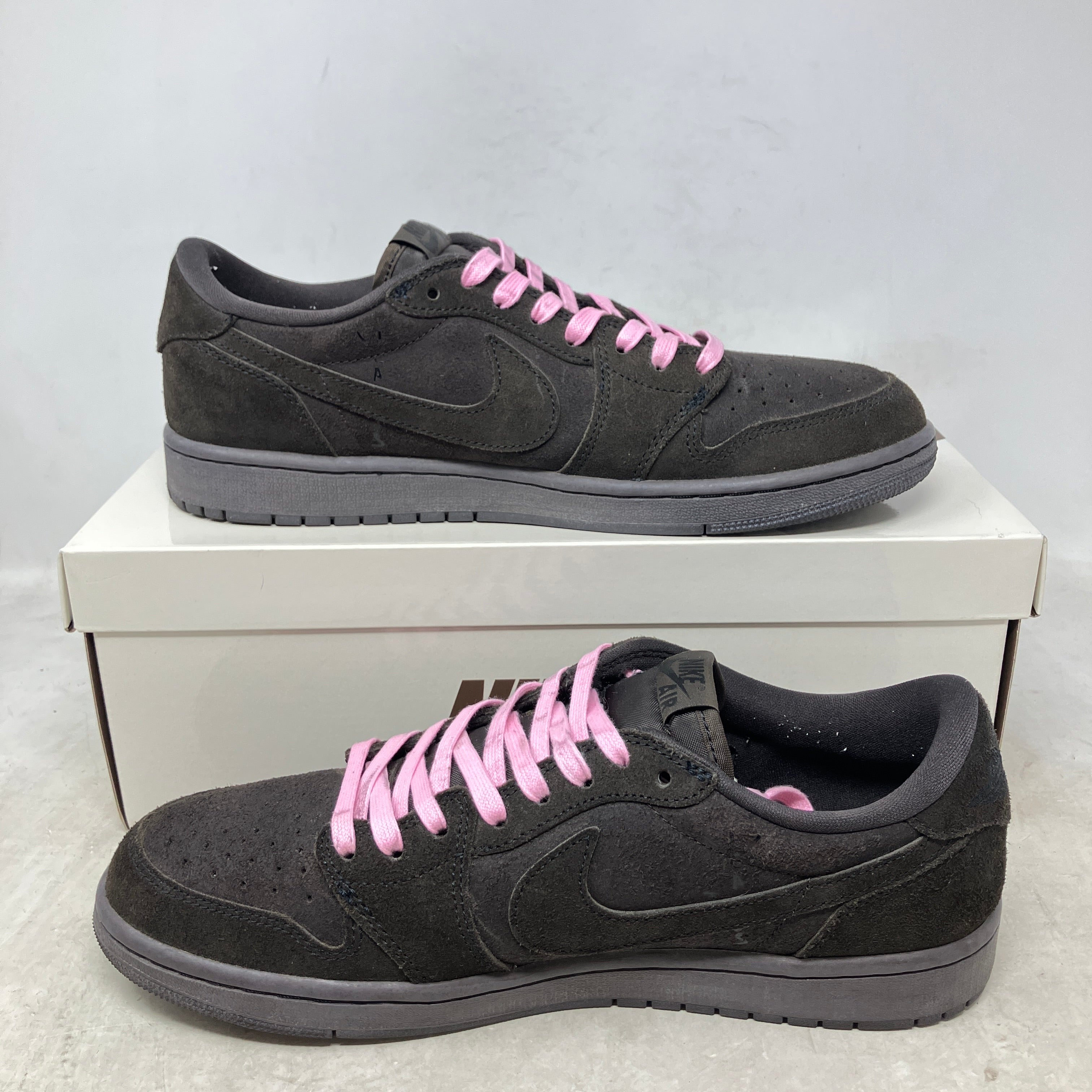 Jordan 1 Retro Low OG SP Travis Scott Velvet Brown