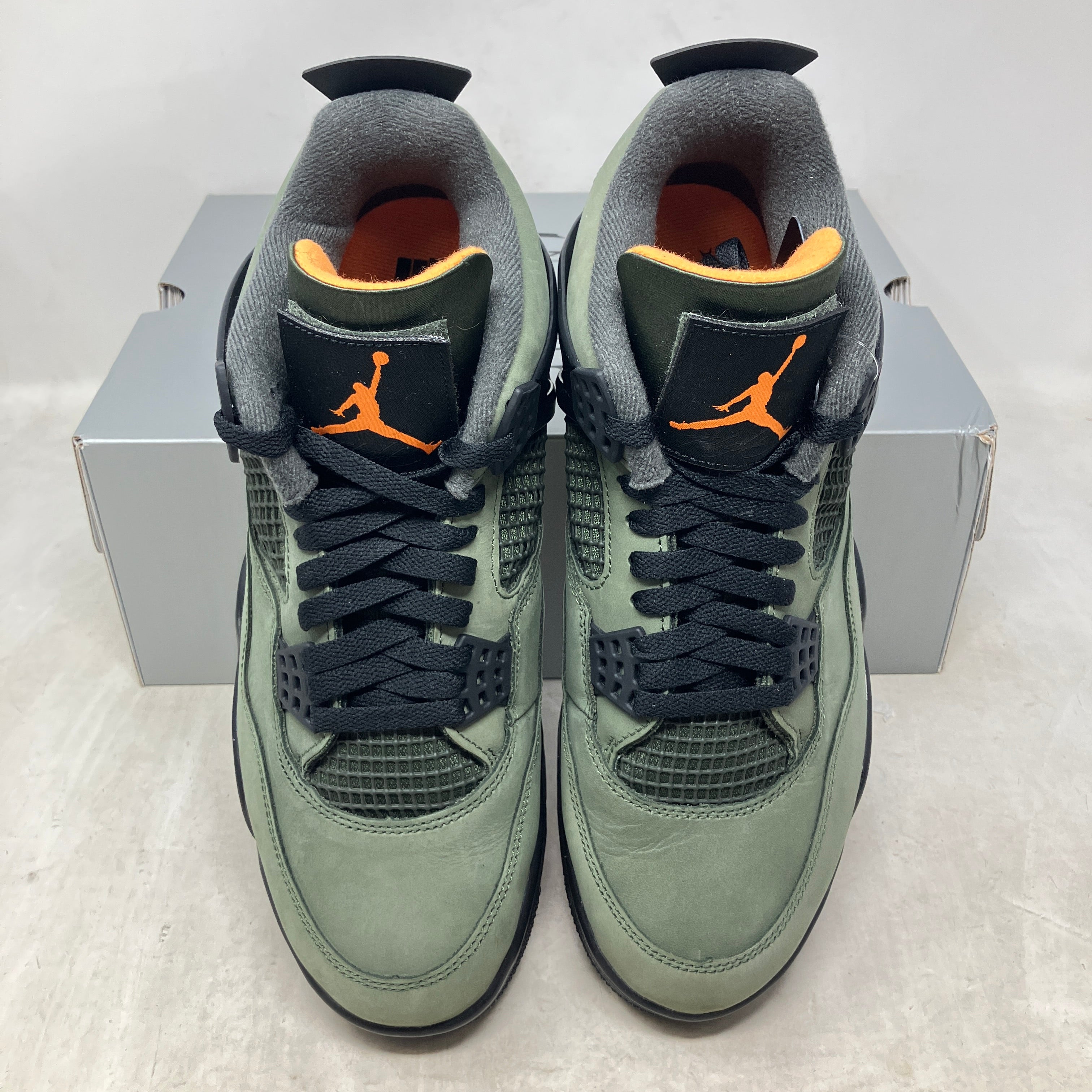 Jordan 4 Retro OG SP Undefeated (2025)