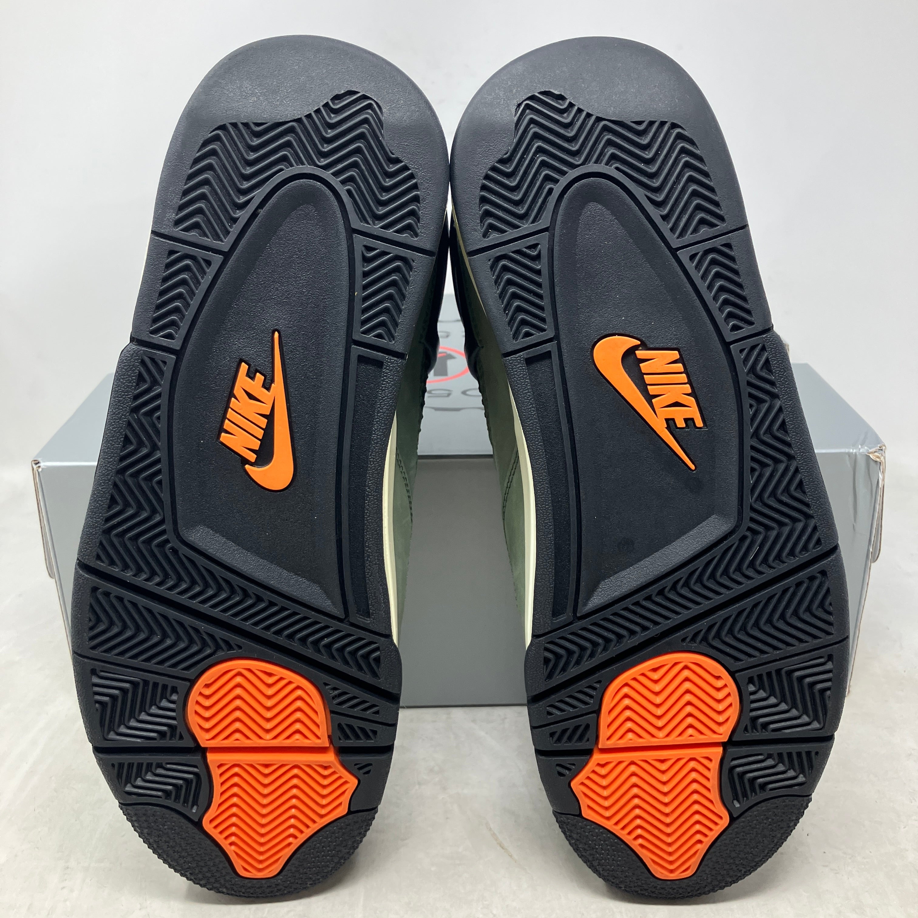 Jordan 4 Retro OG SP Undefeated (2025)