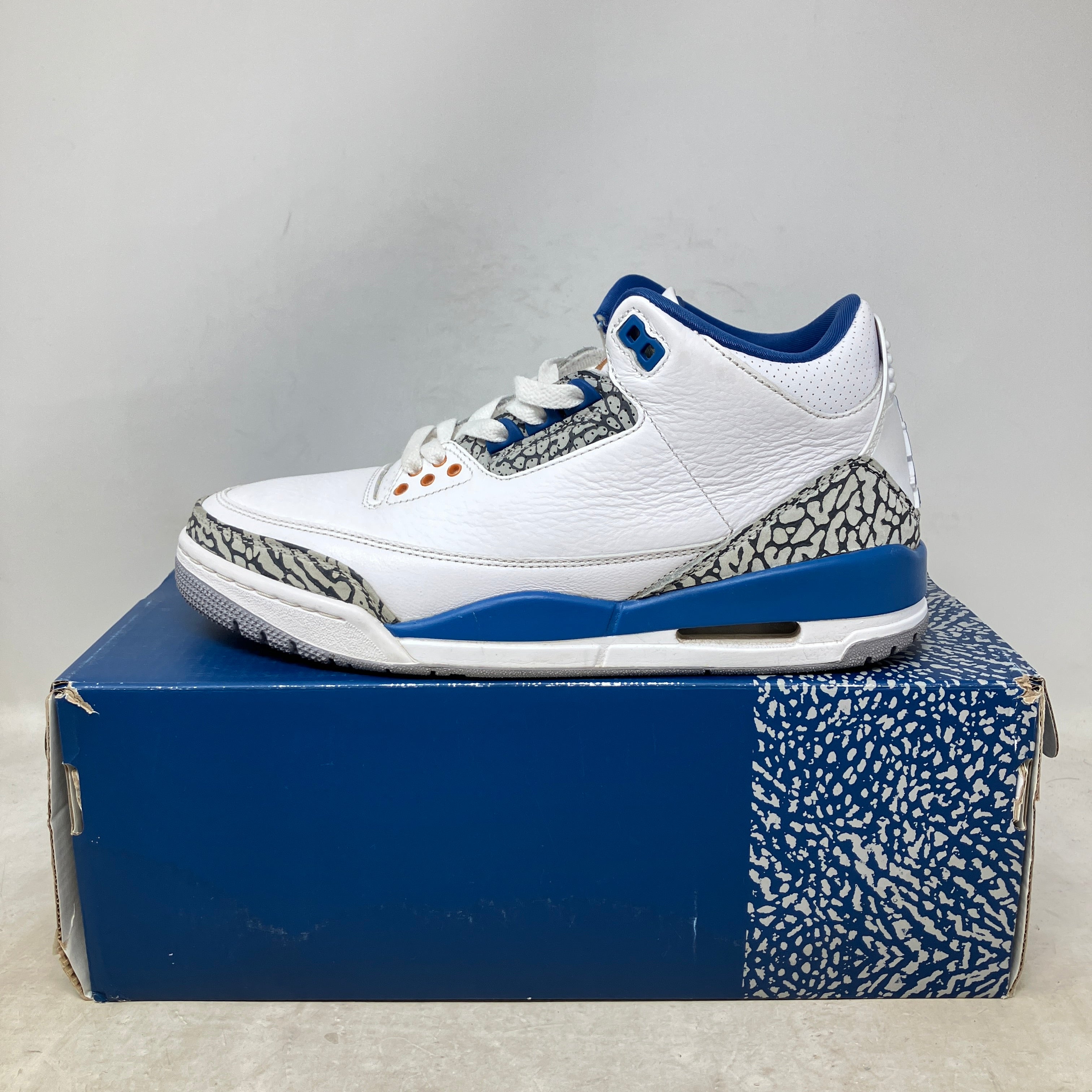 Jordan 3 Retro Wizards