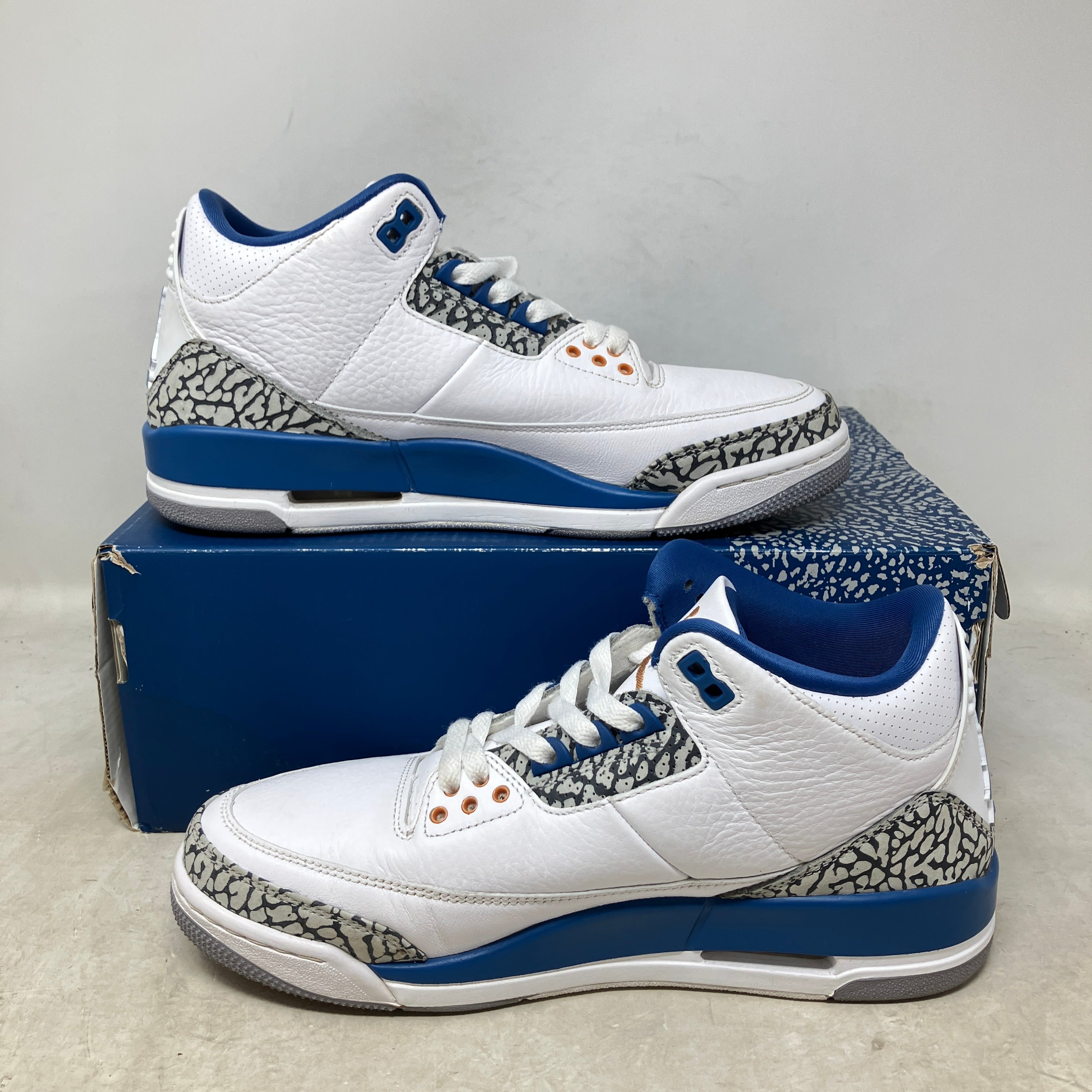 Jordan 3 Retro Wizards