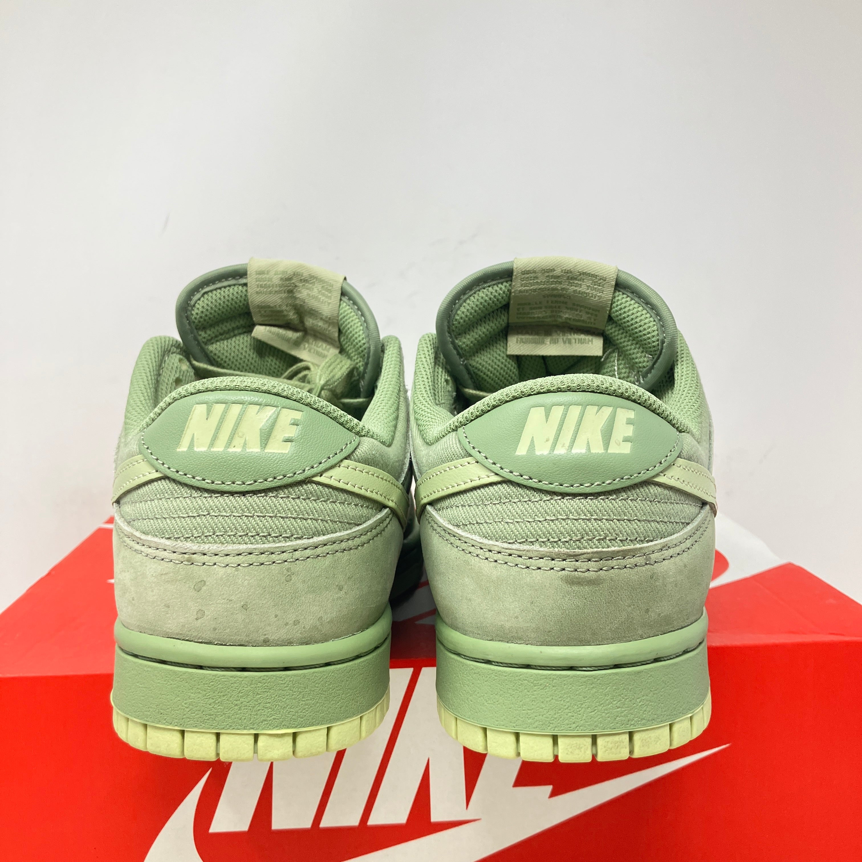 Nike Dunk Low Retro Premium Oil Green Olive Aura