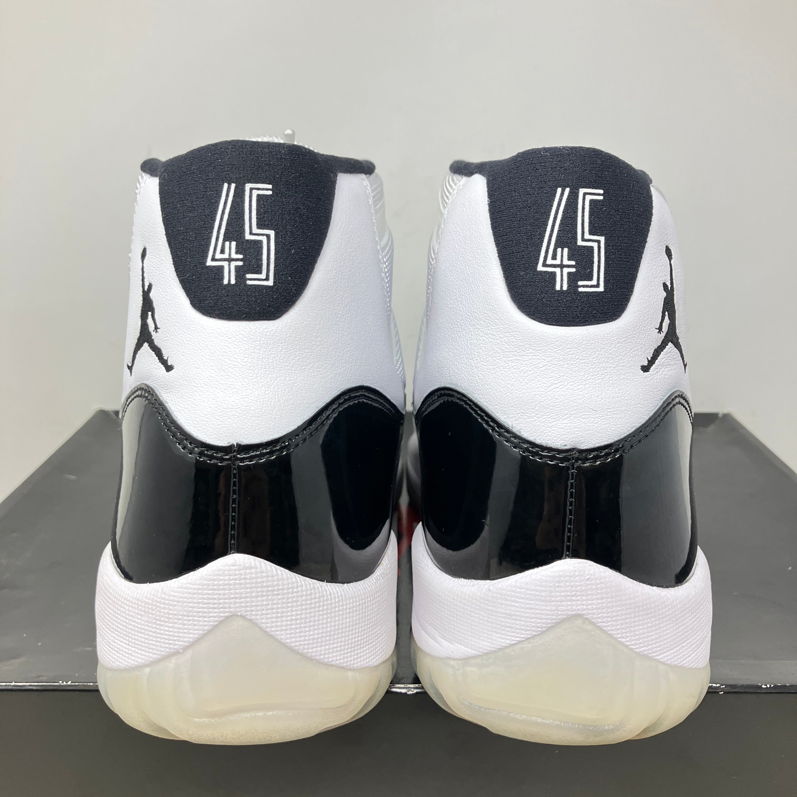 Jordan 11 Retro Concord (2018)