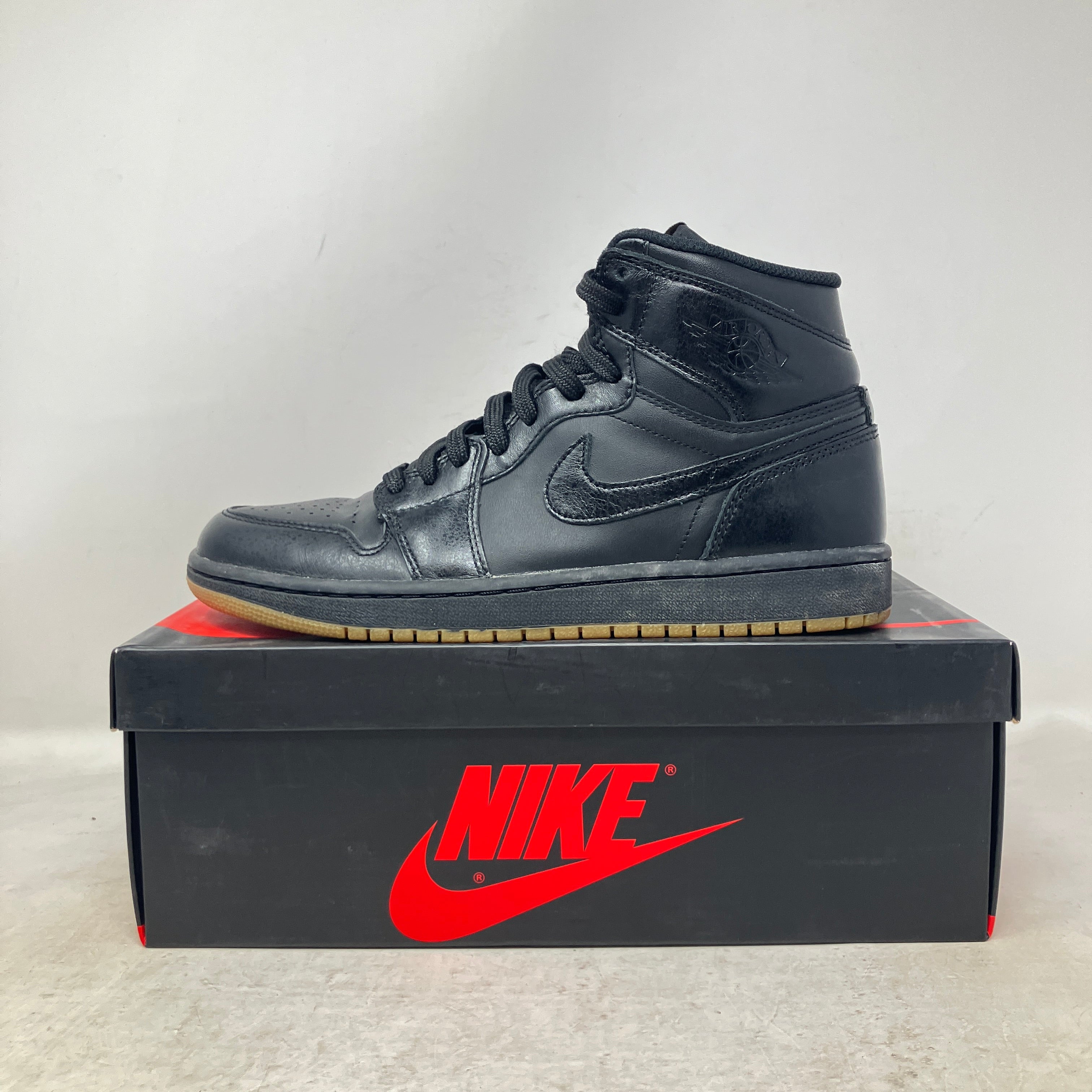 Jordan 1 Retro Black Gum