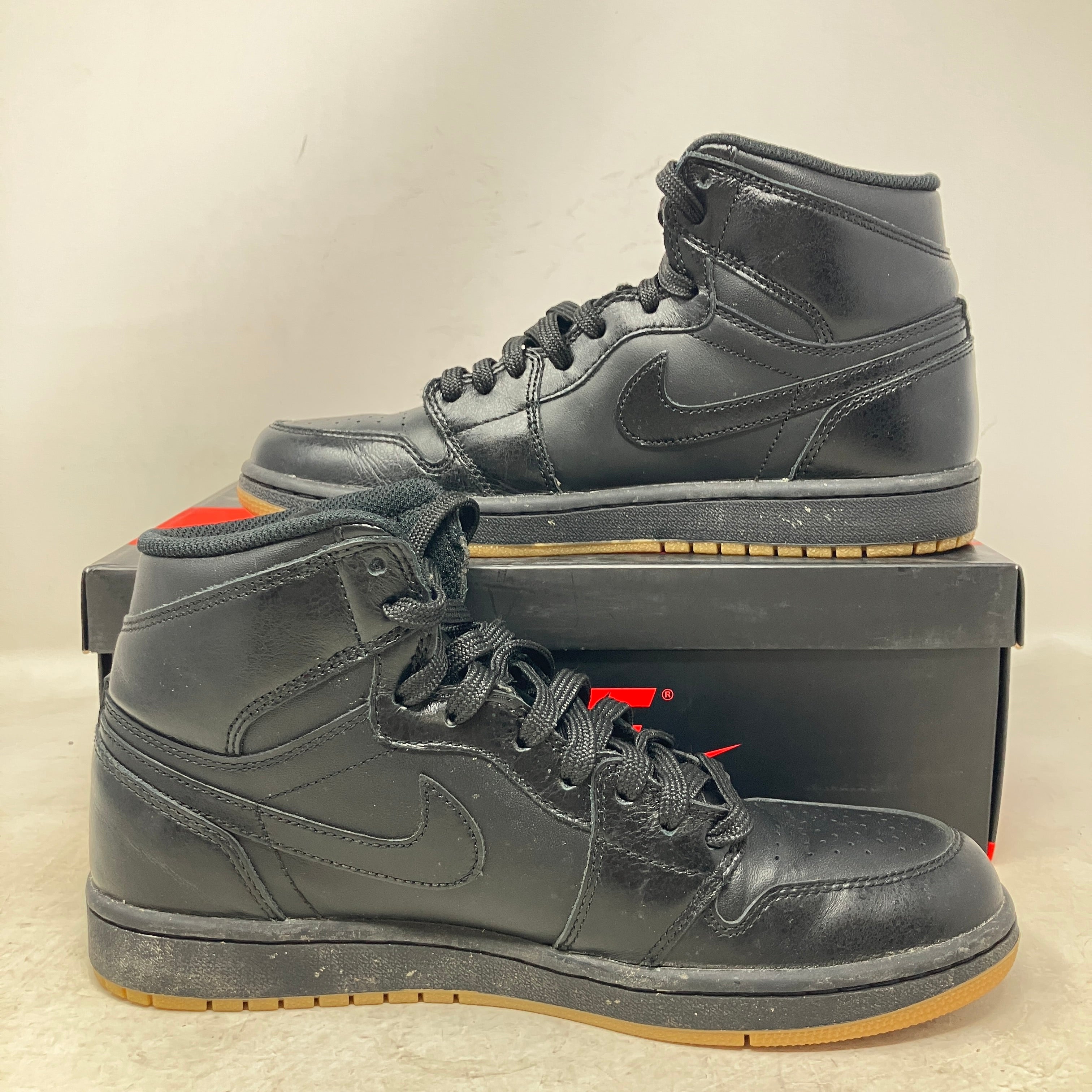 Jordan 1 Retro Black Gum