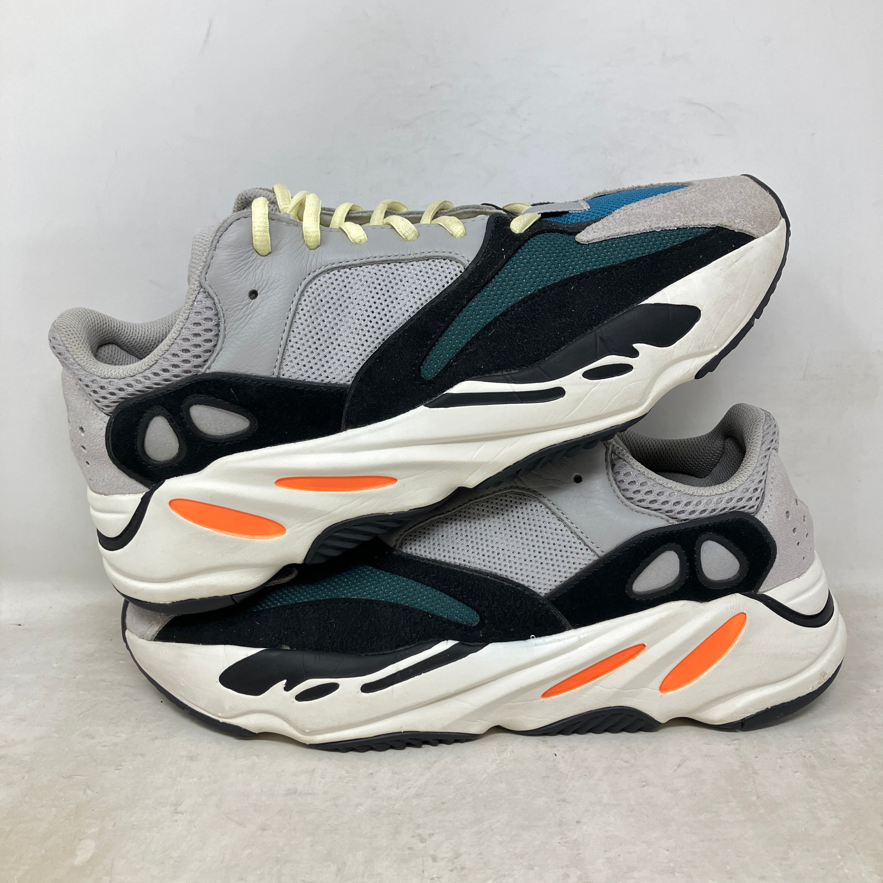 adidas Yeezy Boost 700 Wave Runner