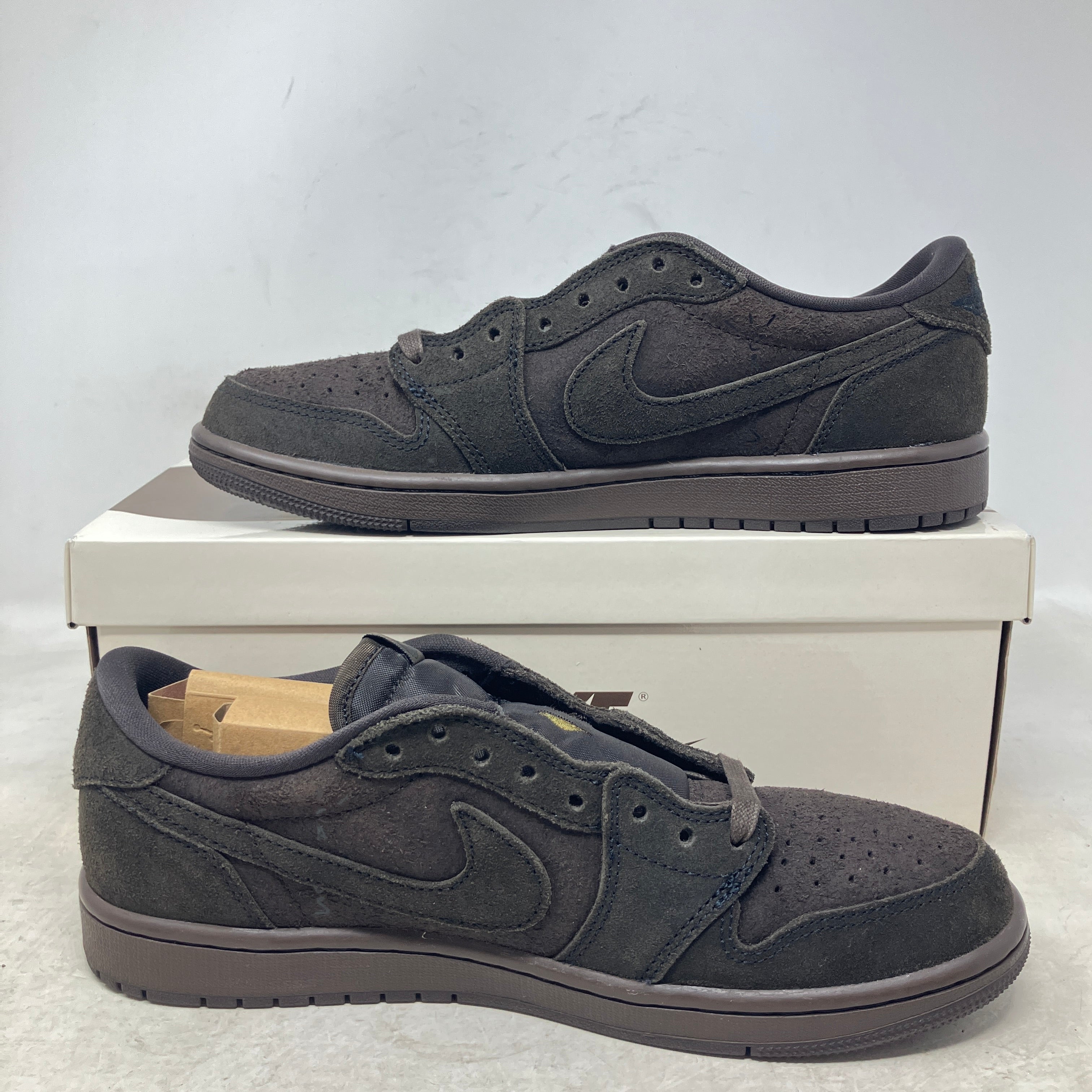 Jordan 1 Retro Low OG SP Travis Scott Velvet Brown