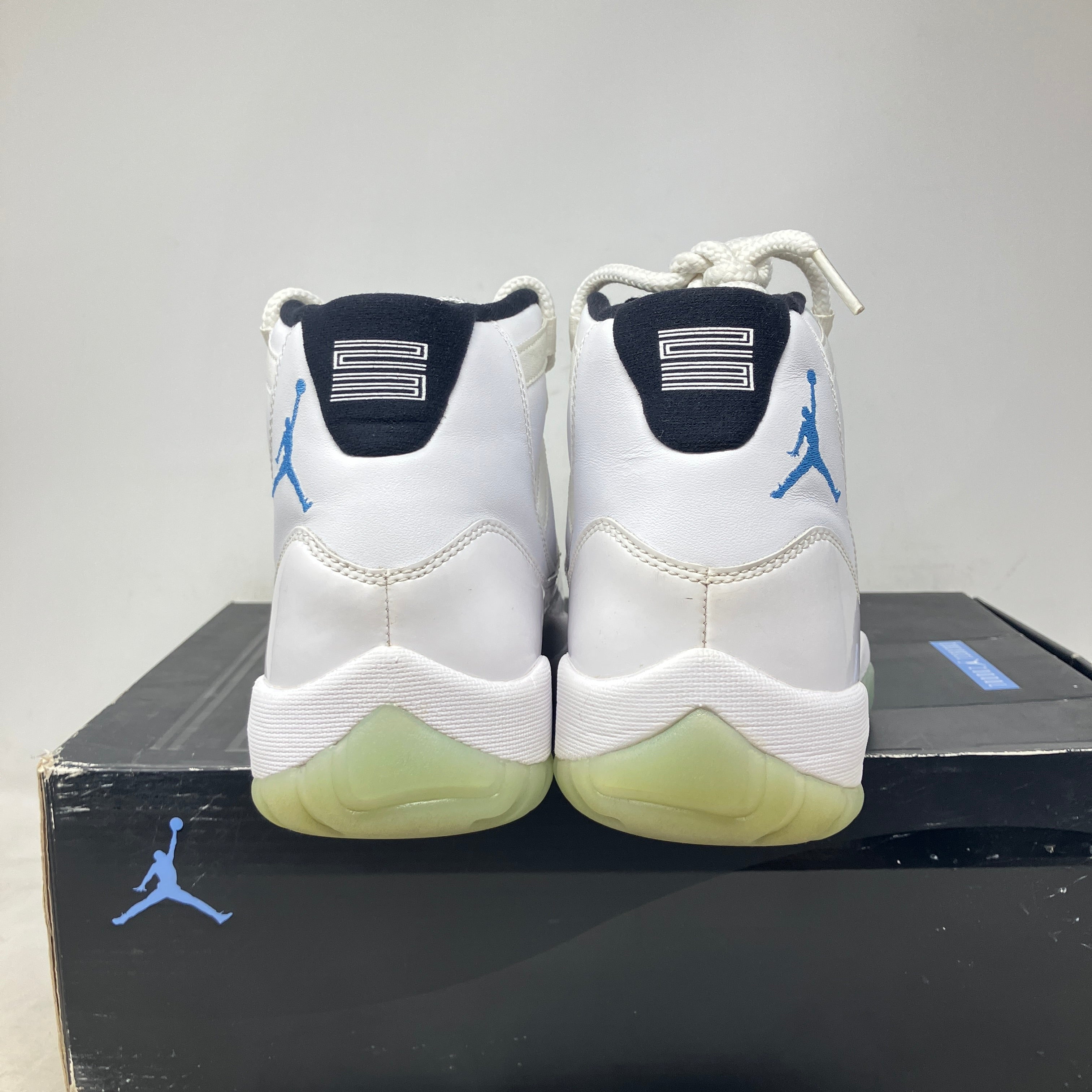 Jordan 11 Retro Legend Blue (2014)